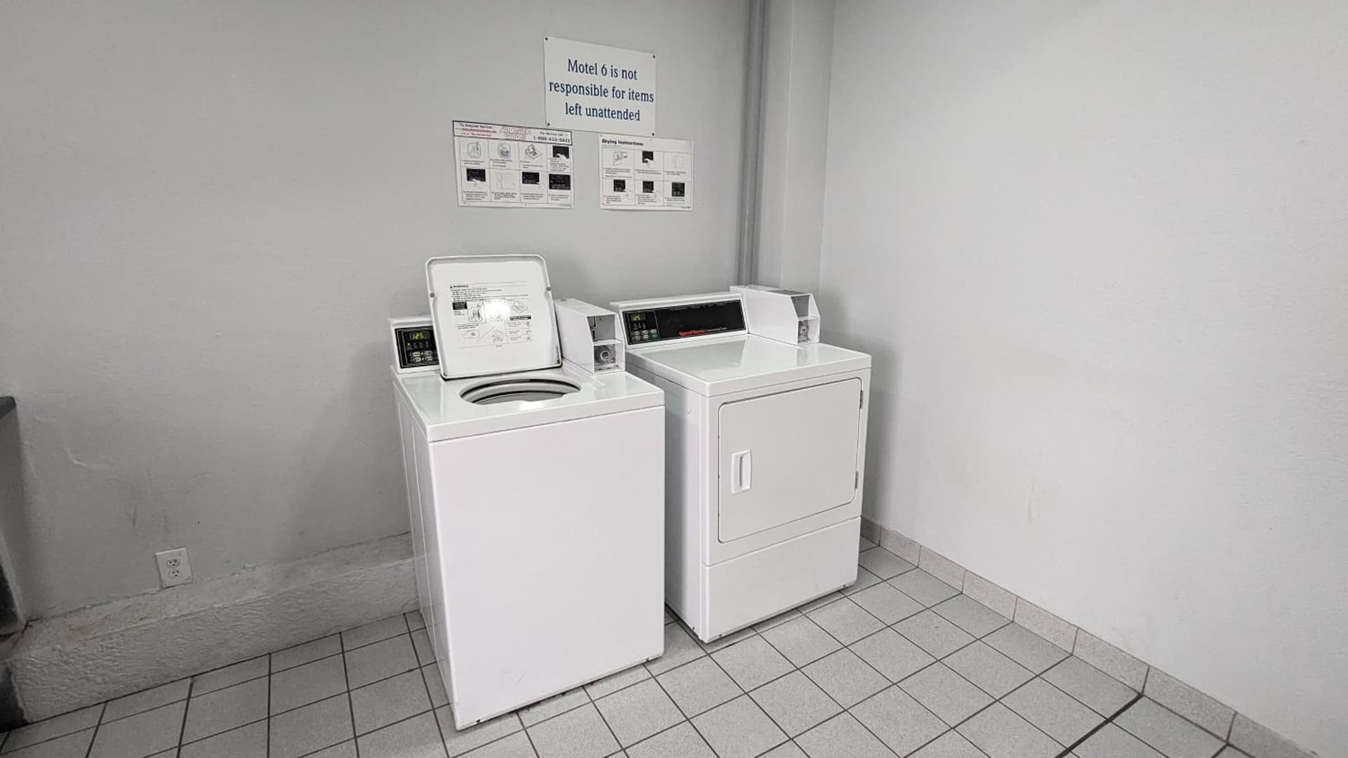 Motel 6-Nashua, NH - South gallery photo in Nashua, NH — image 36