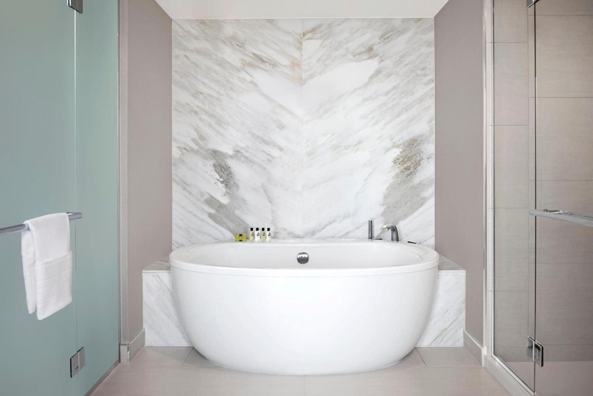 InterContinental San Diego by IHG gallery photo in San Diego, CA — image 22