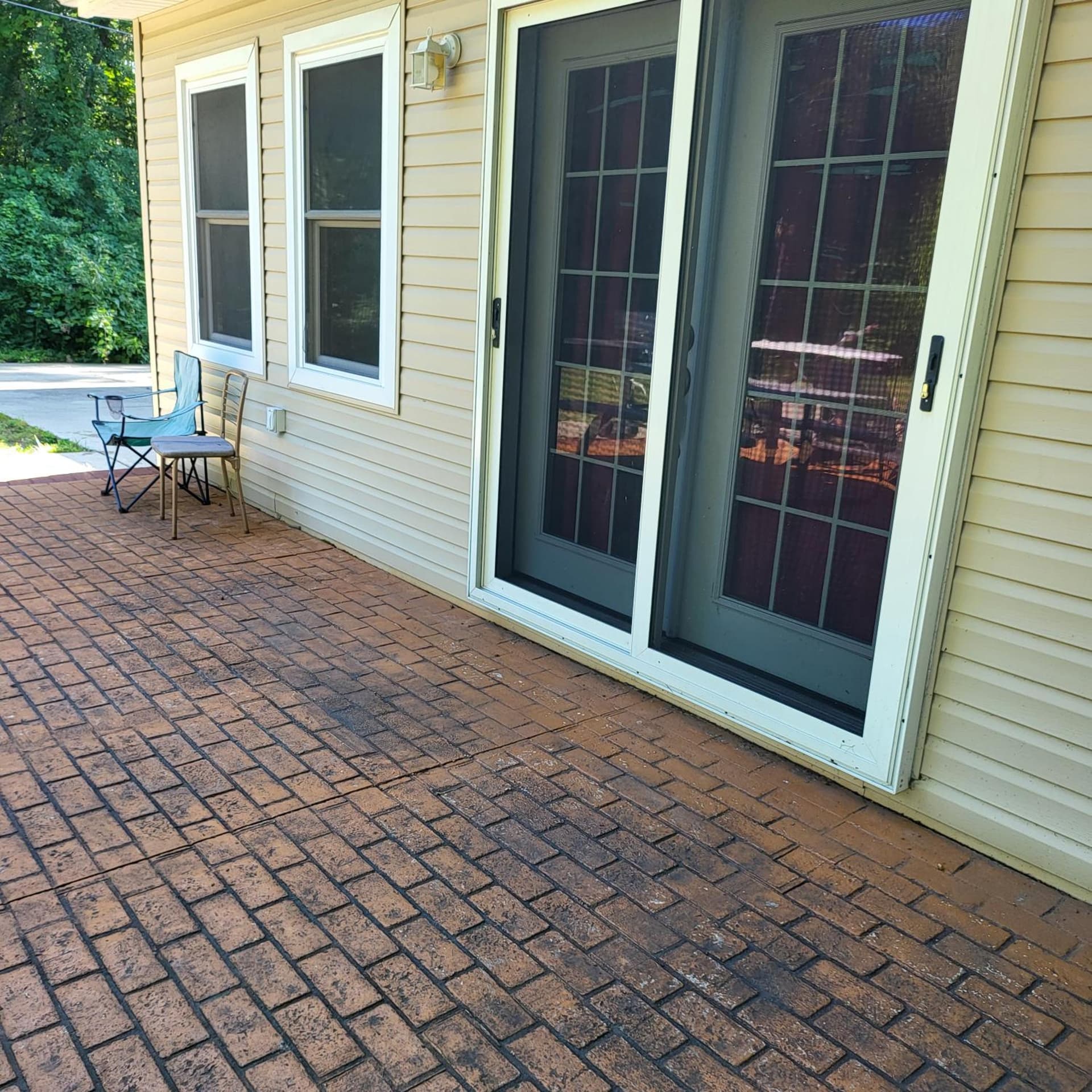 Tranquility & Minutes from DTW featured exterior or lobby in Romulus, MI — similar hotel