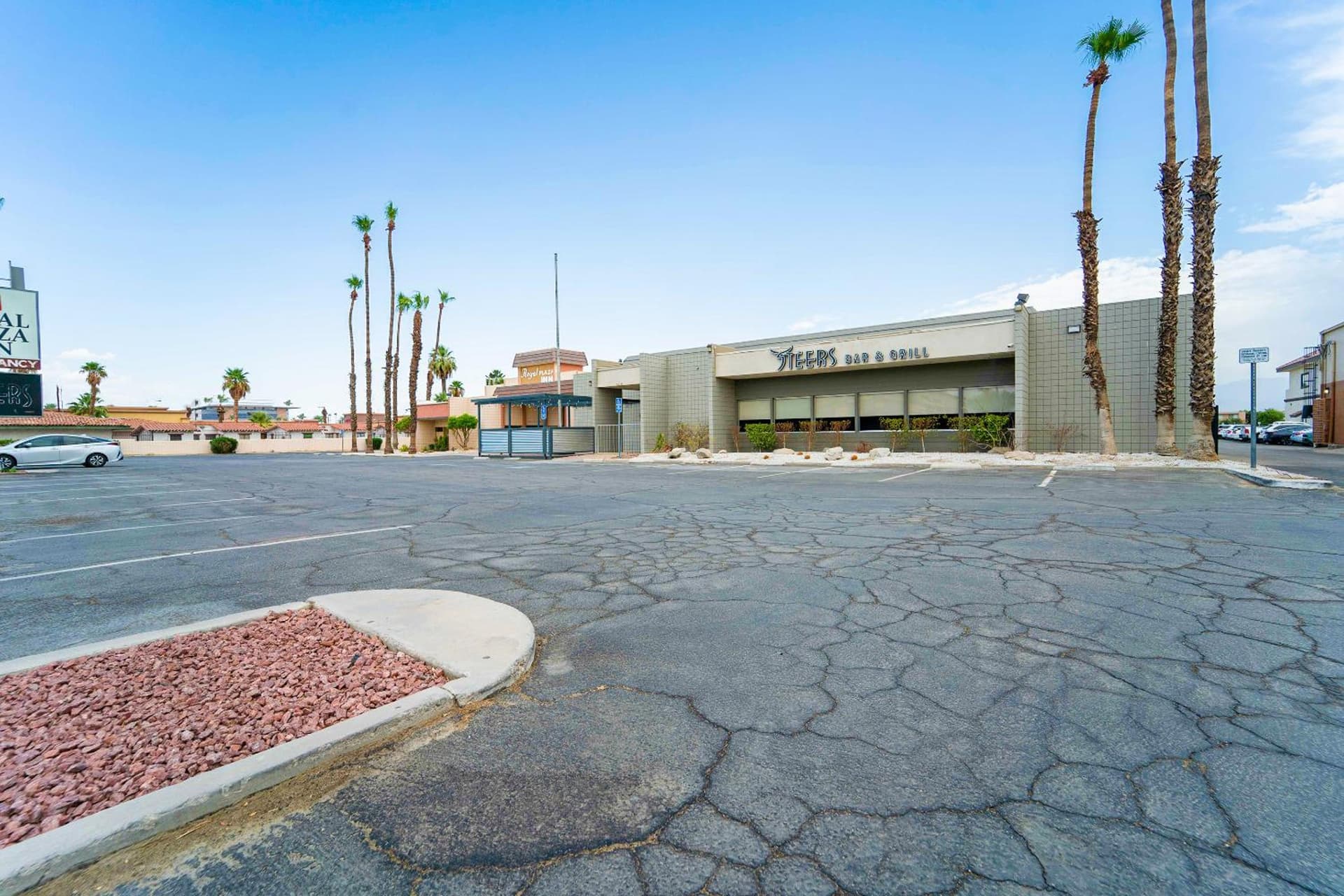 Royal Plaza Inn gallery photo in Indio, CA — image 6