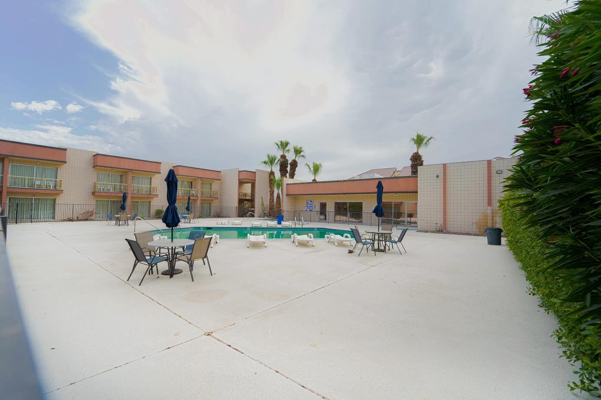 Royal Plaza Inn gallery photo in Indio, CA — image 78