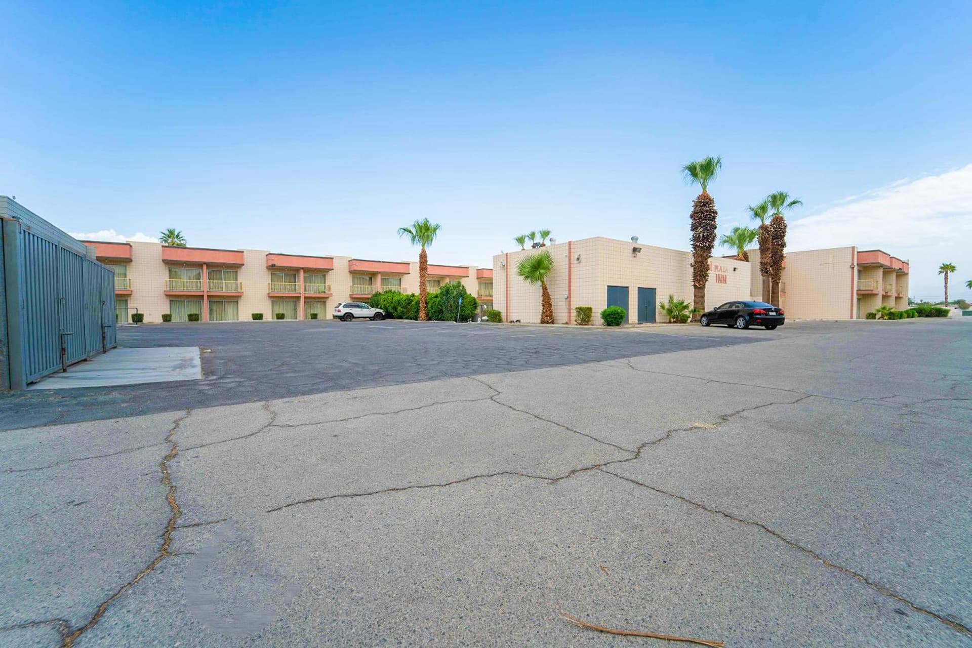 Royal Plaza Inn gallery photo in Indio, CA — image 7