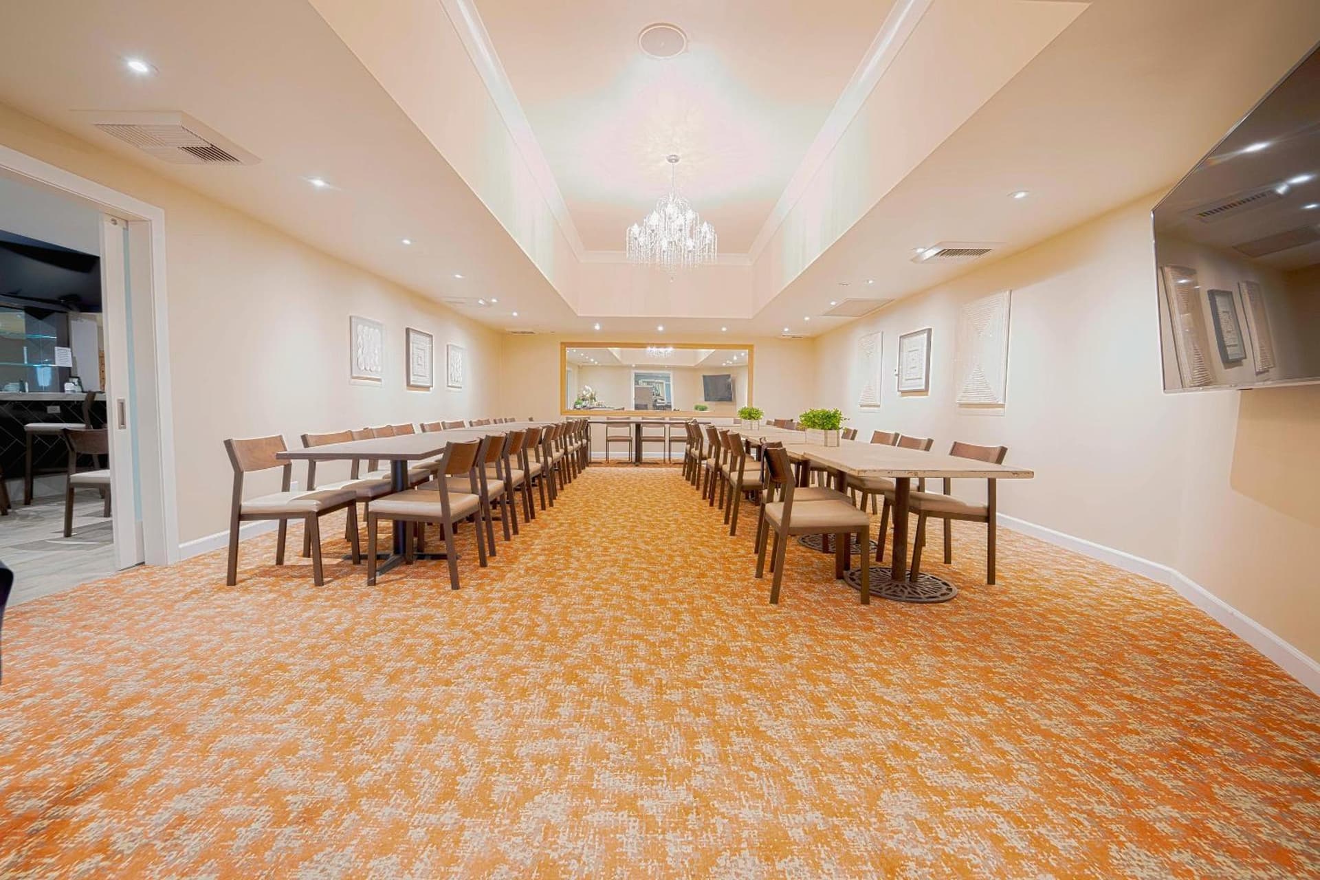 Royal Plaza Inn gallery photo in Indio, CA — image 28