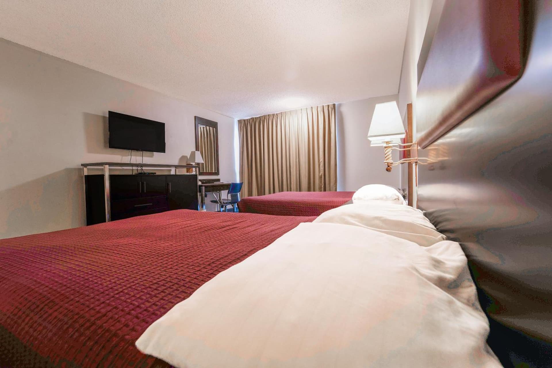 Royal Plaza Inn property views in Indio, CA — gallery photo 3