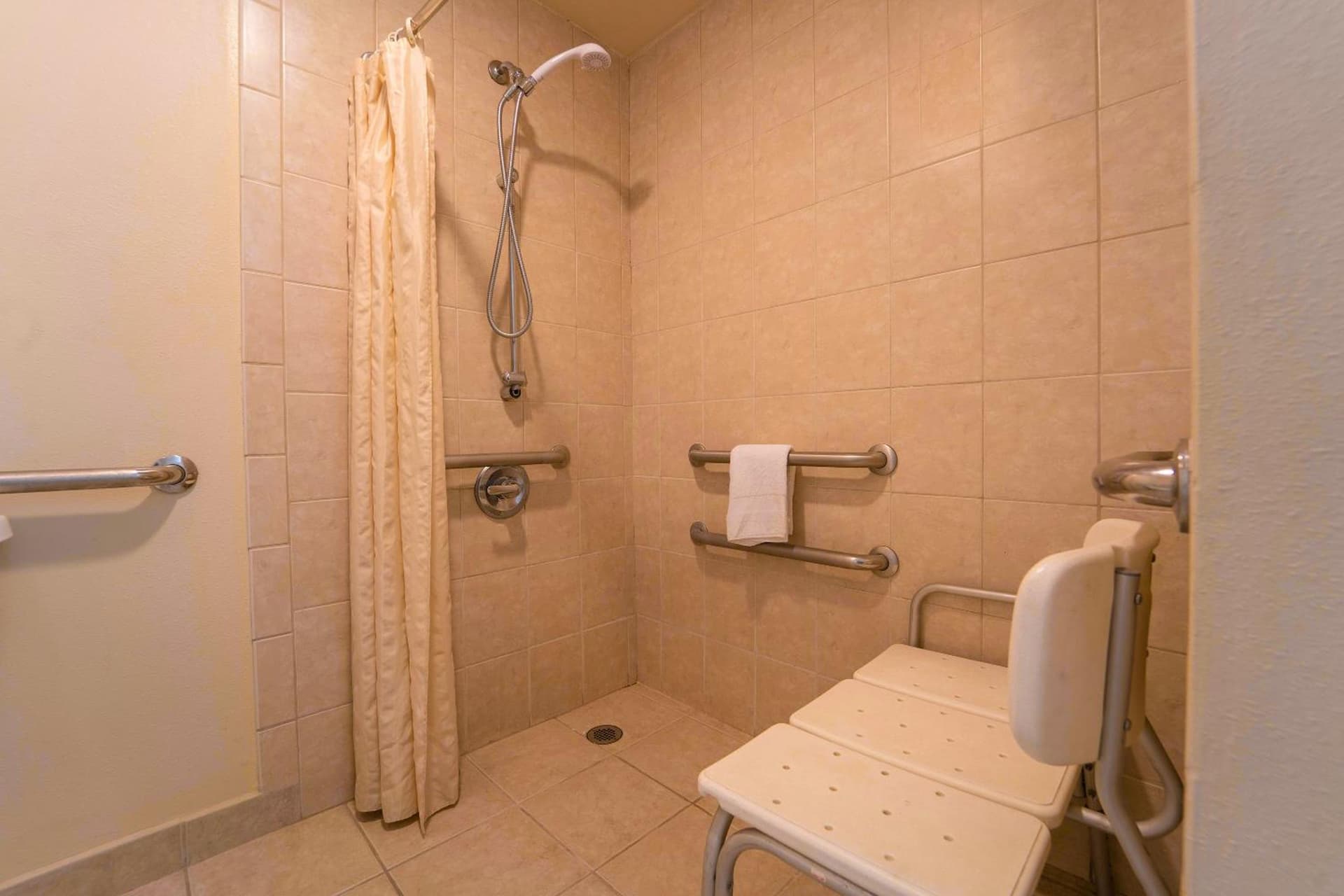 Royal Plaza Inn gallery photo in Indio, CA — image 13