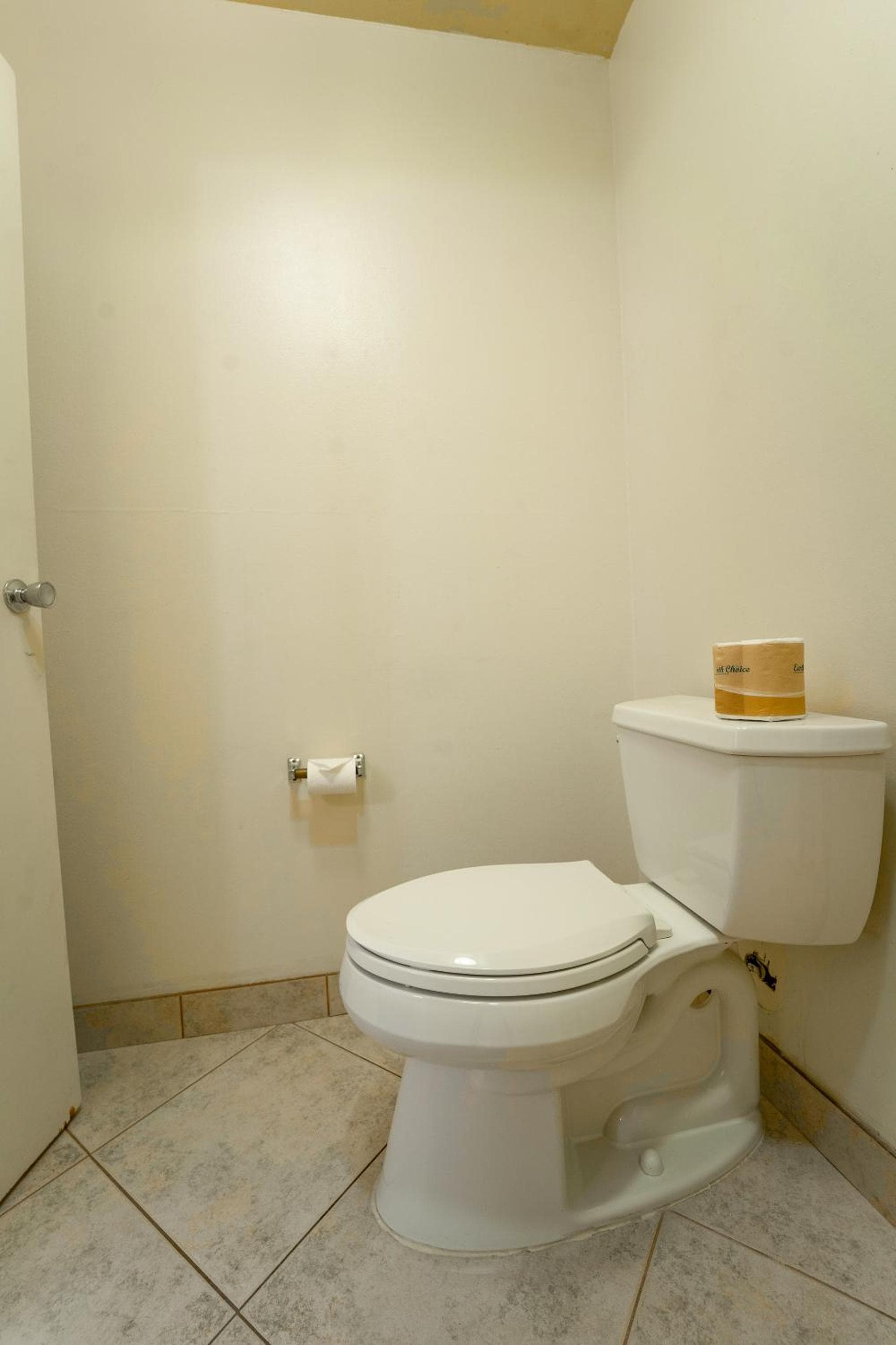 Royal Plaza Inn gallery photo in Indio, CA — image 93