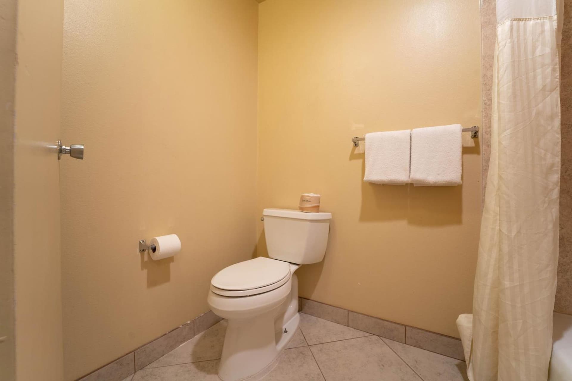 Royal Plaza Inn gallery photo in Indio, CA — image 67