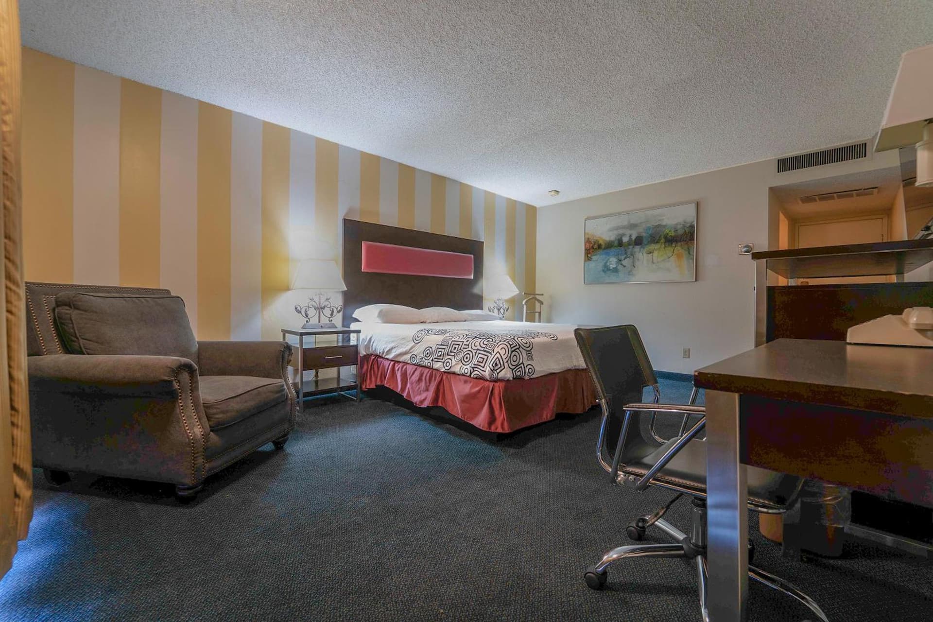 Royal Plaza Inn gallery photo in Indio, CA — image 69