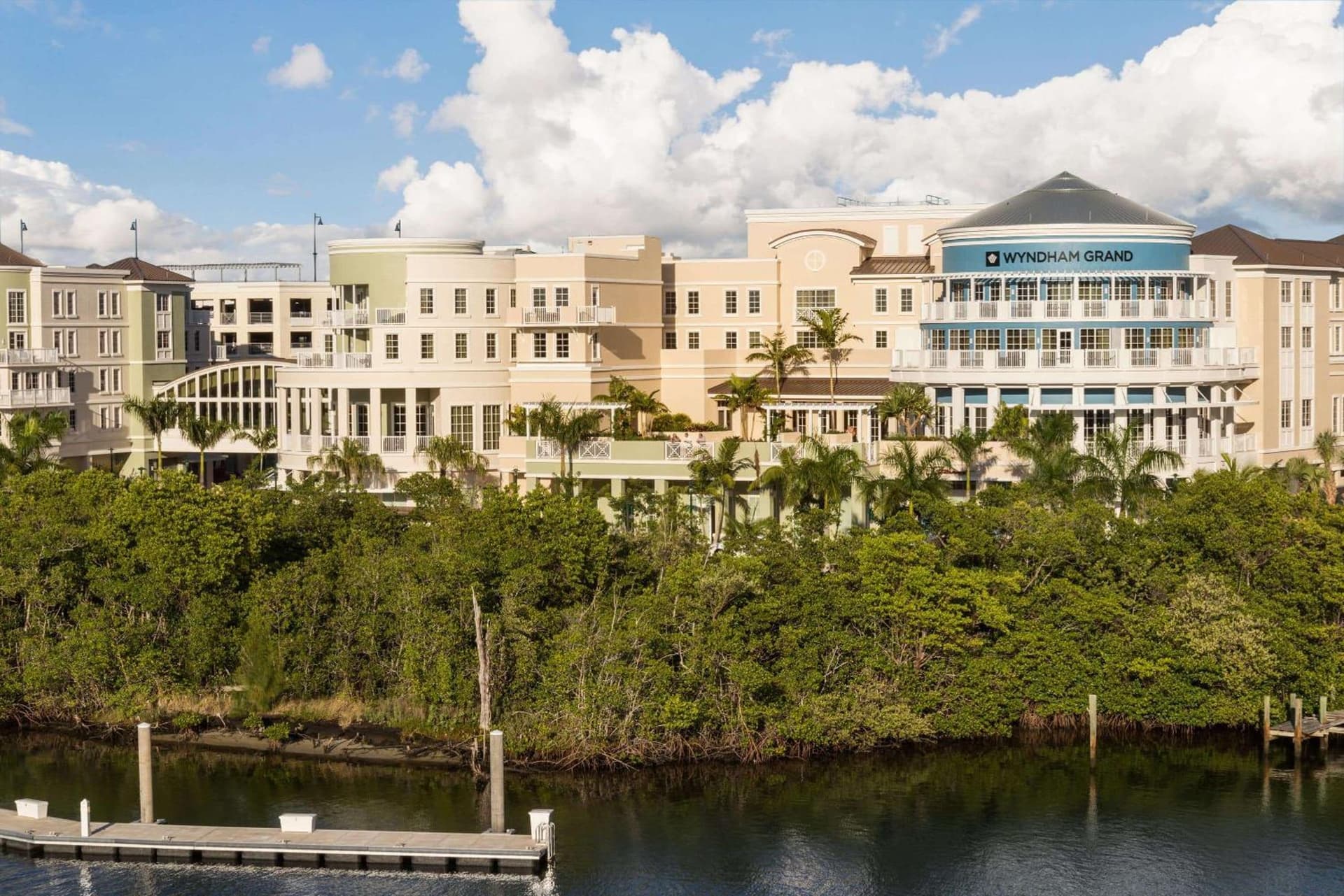 Wyndham Grand Jupiter at Harbourside Place gallery photo in Jupiter, FL — image 148