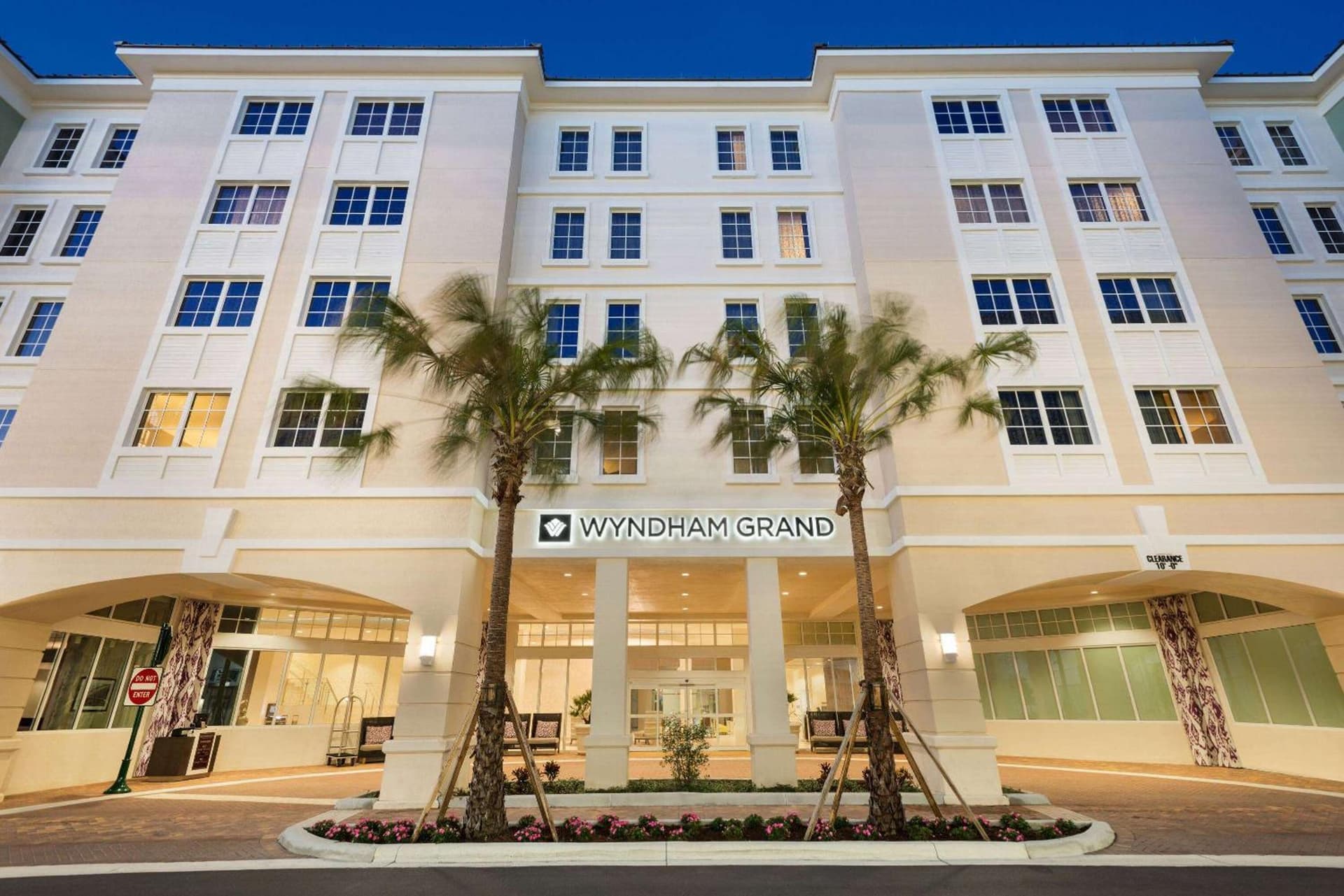 Wyndham Grand Jupiter at Harbourside Place gallery photo in Jupiter, FL — image 83