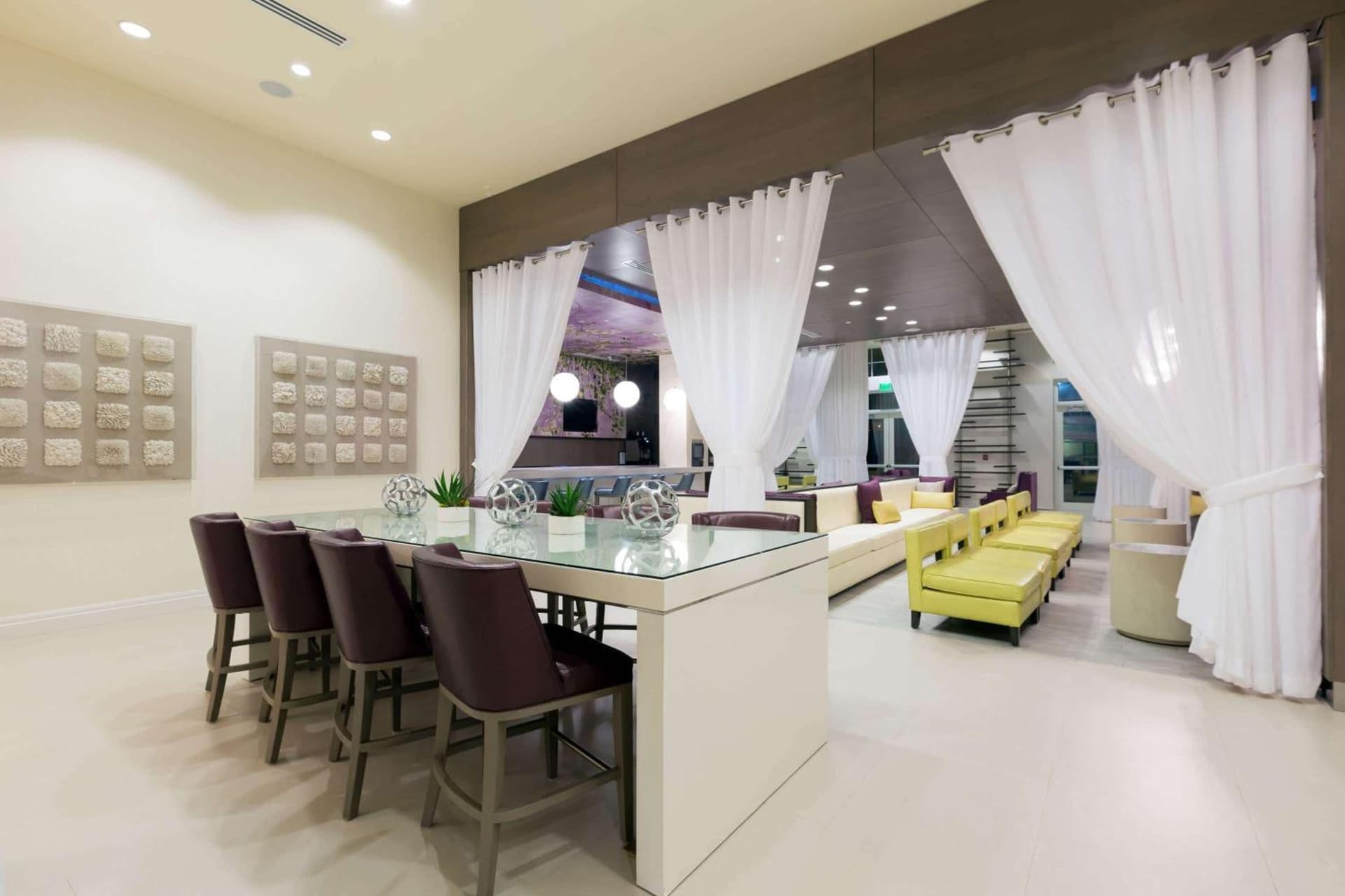 Wyndham Grand Jupiter at Harbourside Place gallery photo in Jupiter, FL — image 93