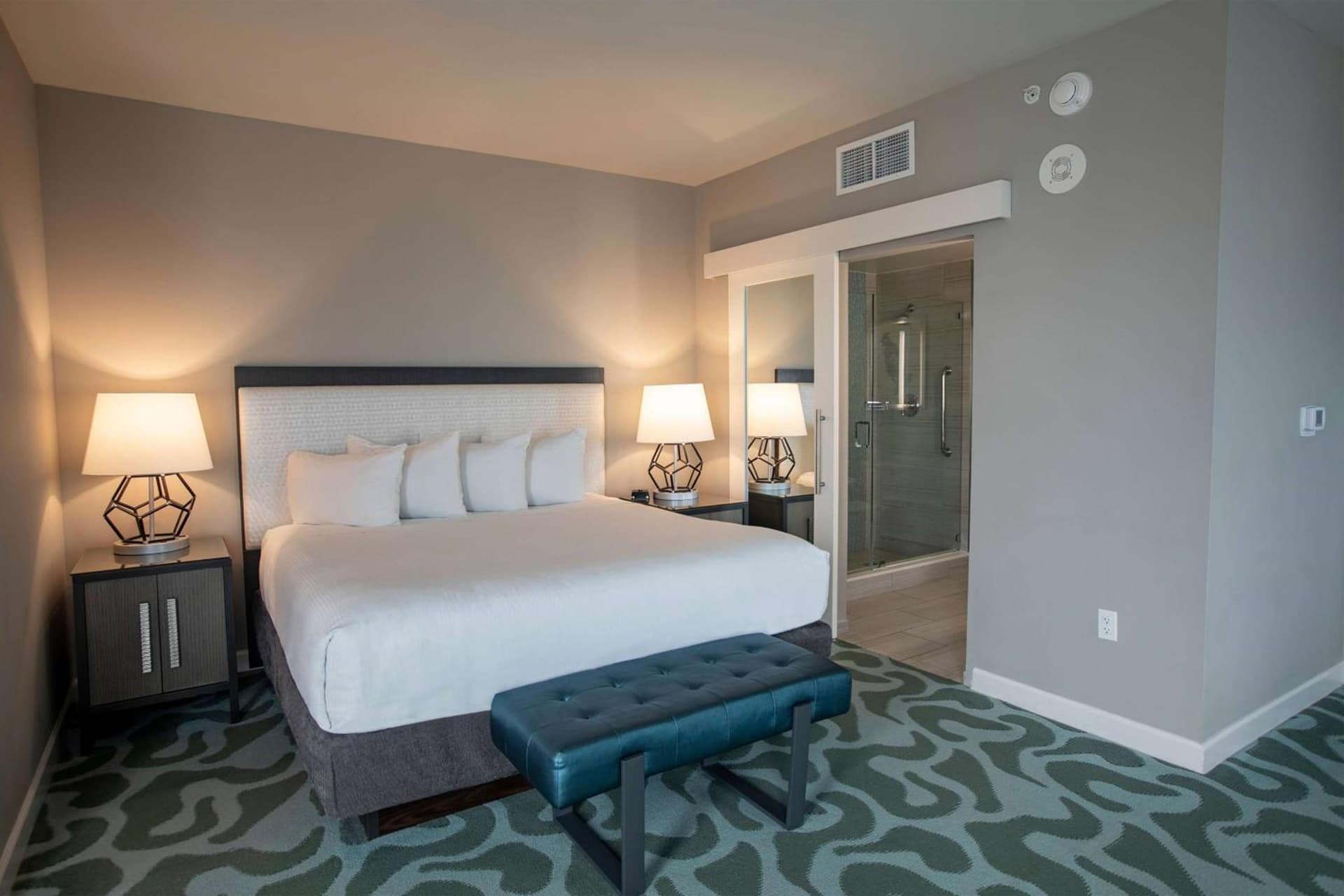 Wyndham Grand Jupiter at Harbourside Place gallery photo in Jupiter, FL — image 75