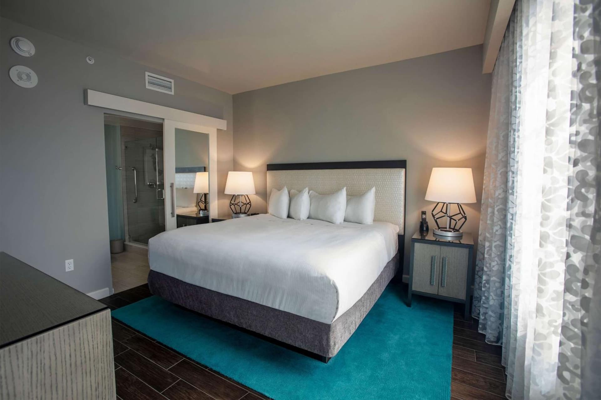 Wyndham Grand Jupiter at Harbourside Place gallery photo in Jupiter, FL — image 116