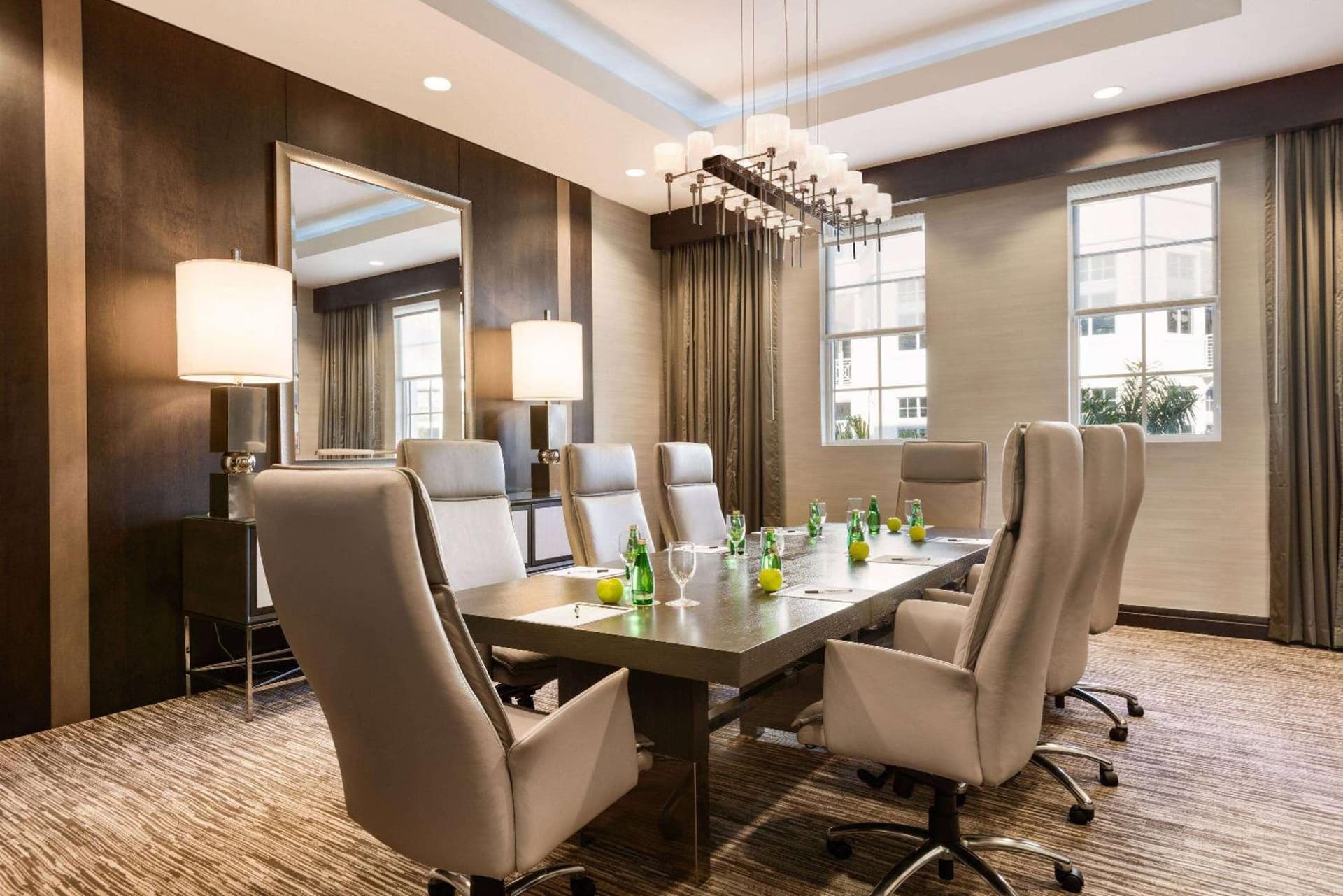 Wyndham Grand Jupiter at Harbourside Place gallery photo in Jupiter, FL — image 137