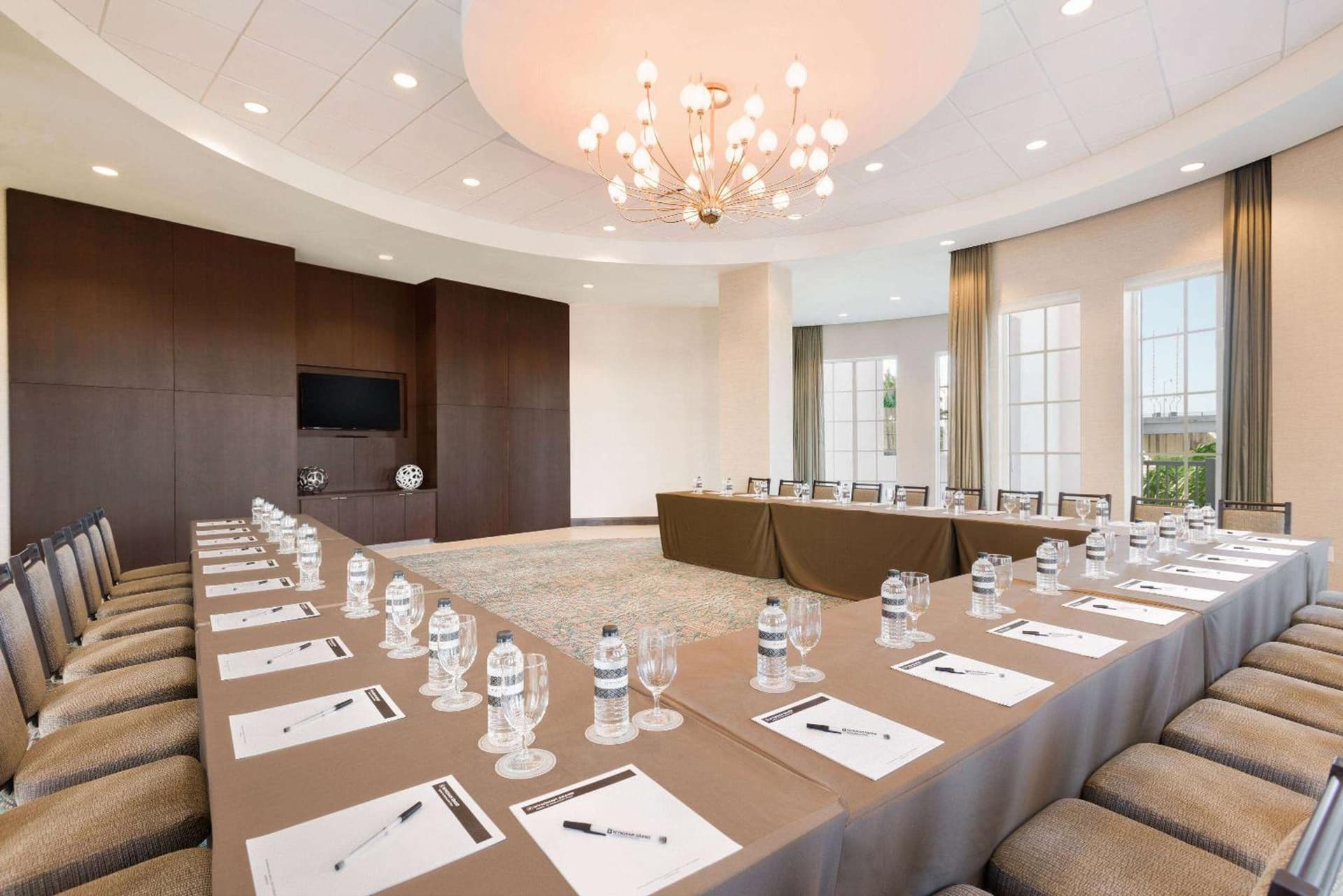 Wyndham Grand Jupiter at Harbourside Place gallery photo in Jupiter, FL — image 26