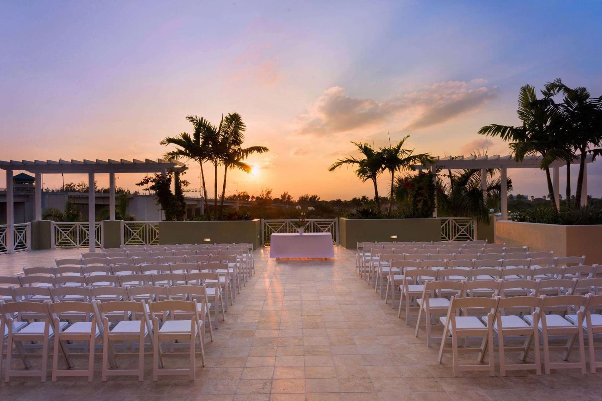 Wyndham Grand Jupiter at Harbourside Place gallery photo in Jupiter, FL — image 40