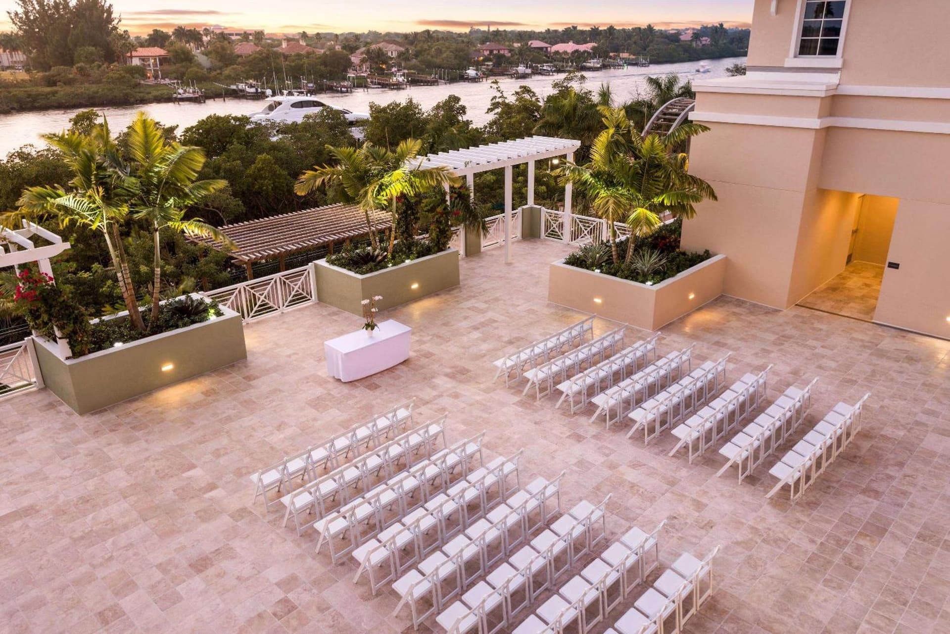 Wyndham Grand Jupiter at Harbourside Place gallery photo in Jupiter, FL — image 120