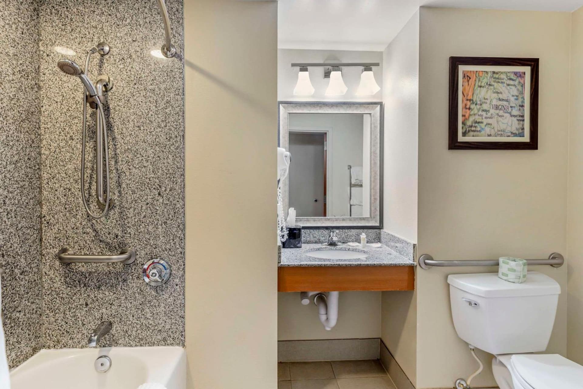 Comfort Suites At Virginia Center Commons gallery photo in Richmond, VA — image 66