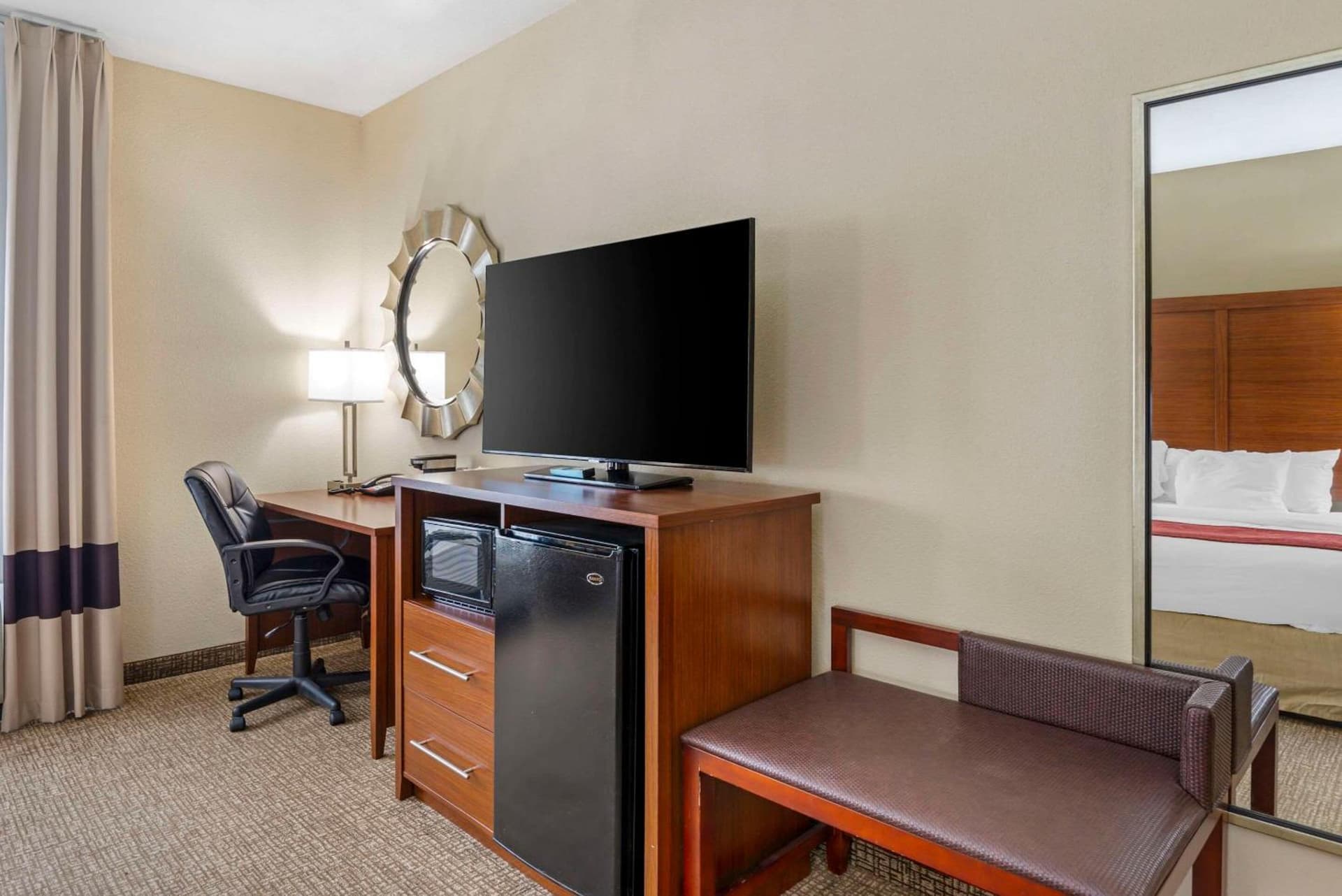 Comfort Suites At Virginia Center Commons gallery photo in Richmond, VA — image 41