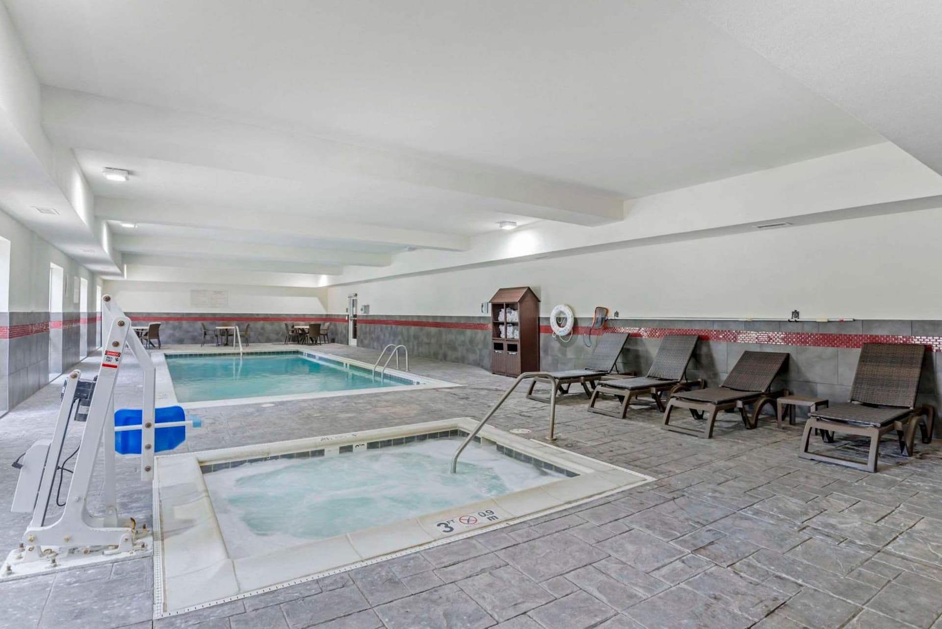 Comfort Suites At Virginia Center Commons gallery photo in Richmond, VA — image 61