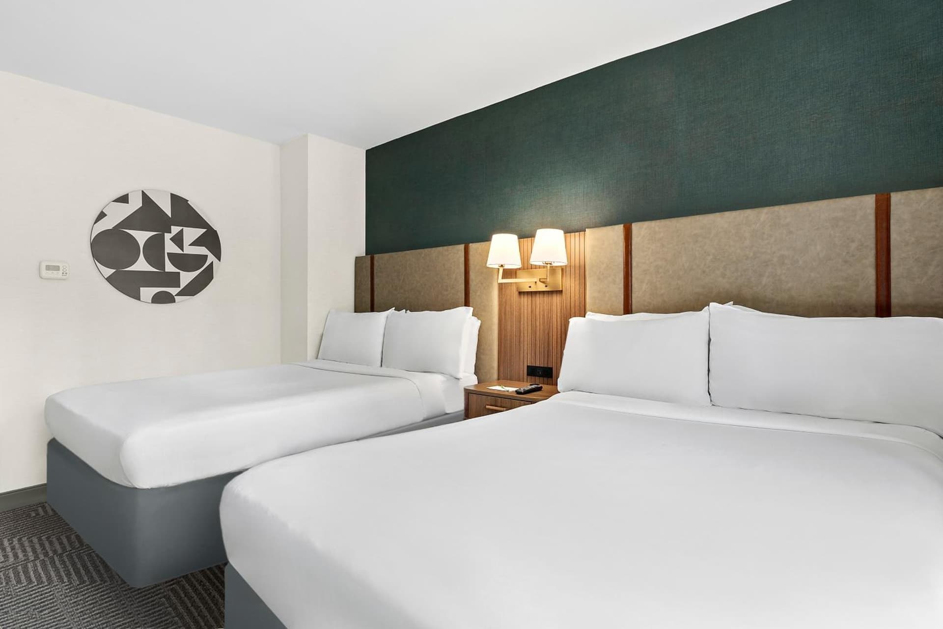 Holiday Inn Manhattan 6th Ave - Chelsea by IHG interior in New York, NY — gallery photo 2