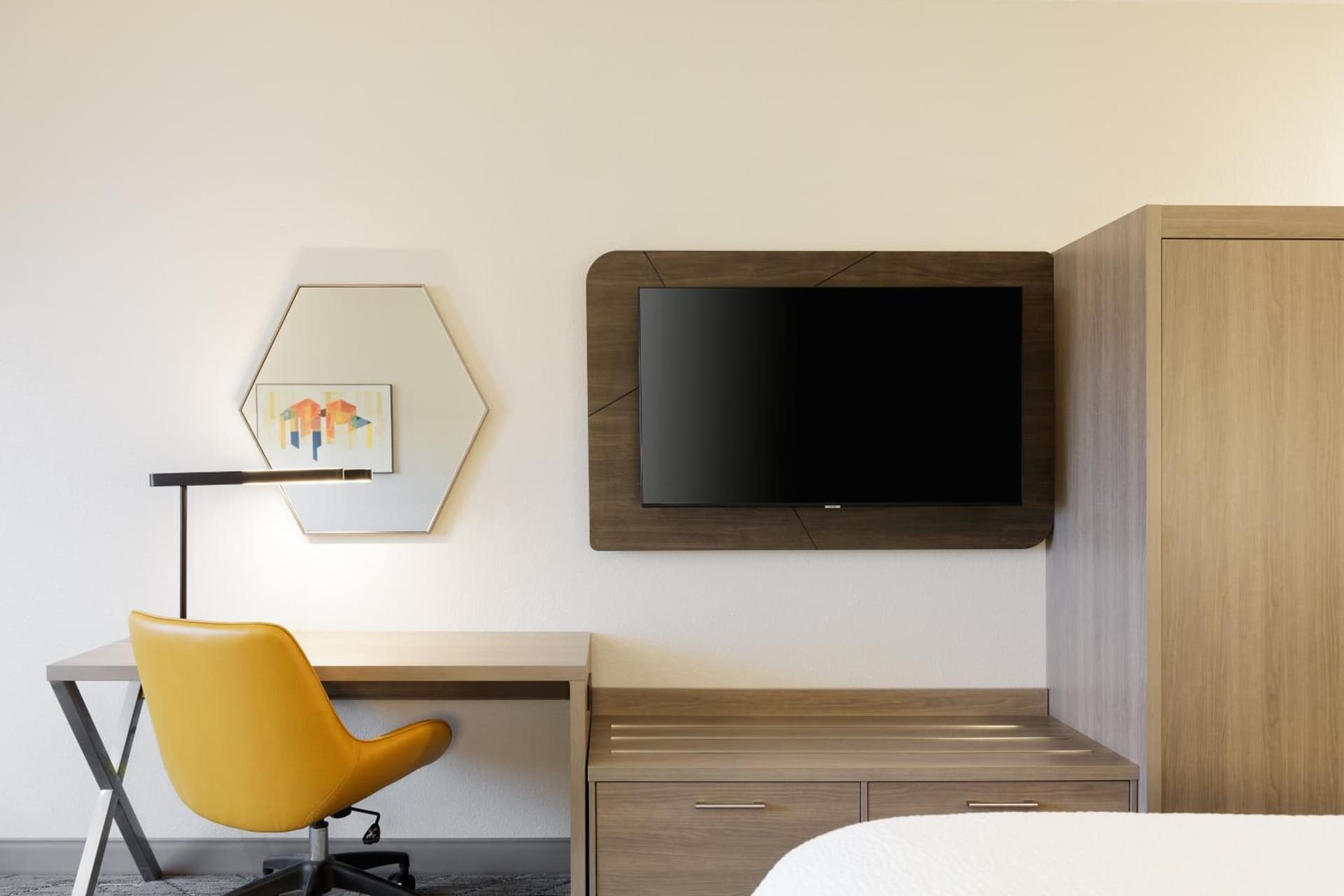 Holiday Inn Express Toledo North by IHG gallery photo in Toledo, OH — image 9