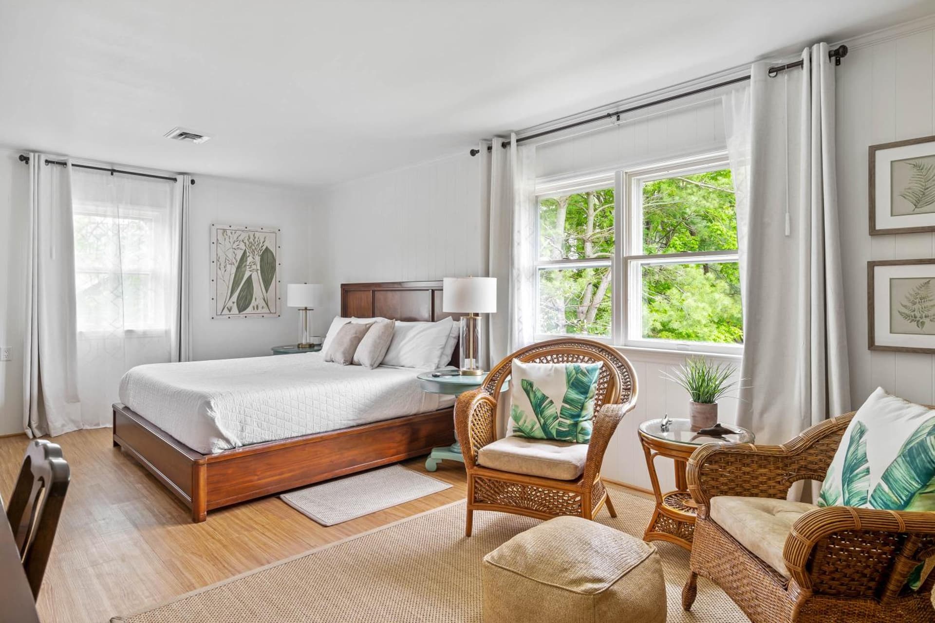 Mar Bella Boutique Hotel & Spa interior in Rehoboth Beach, DE — gallery photo 2