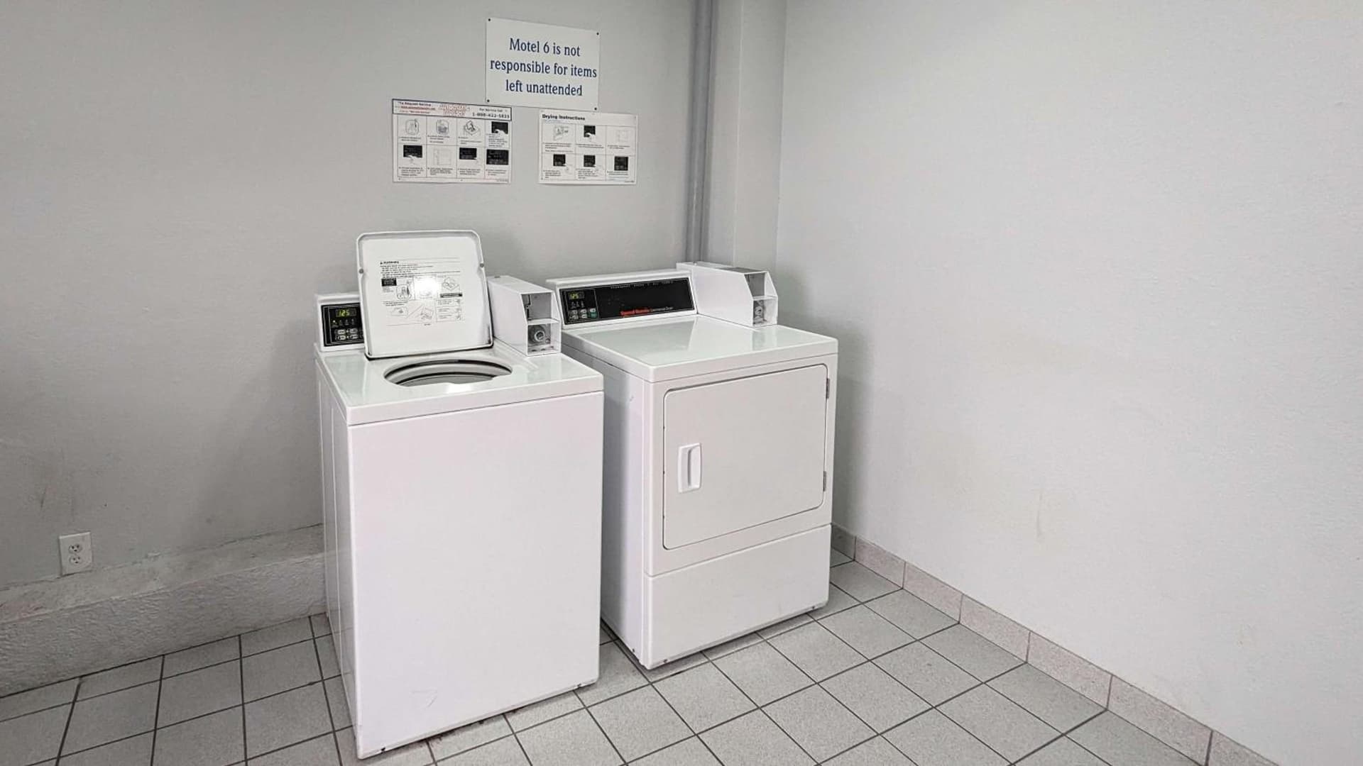 Motel 6-Nashua, NH - South gallery photo in Nashua, NH — image 37
