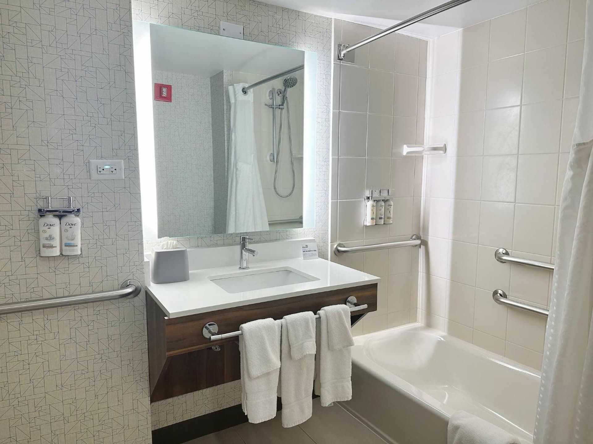 Holiday Inn Express & Suites - Prospect Heights by IHG gallery photo in Prospect Heights, IL — image 24