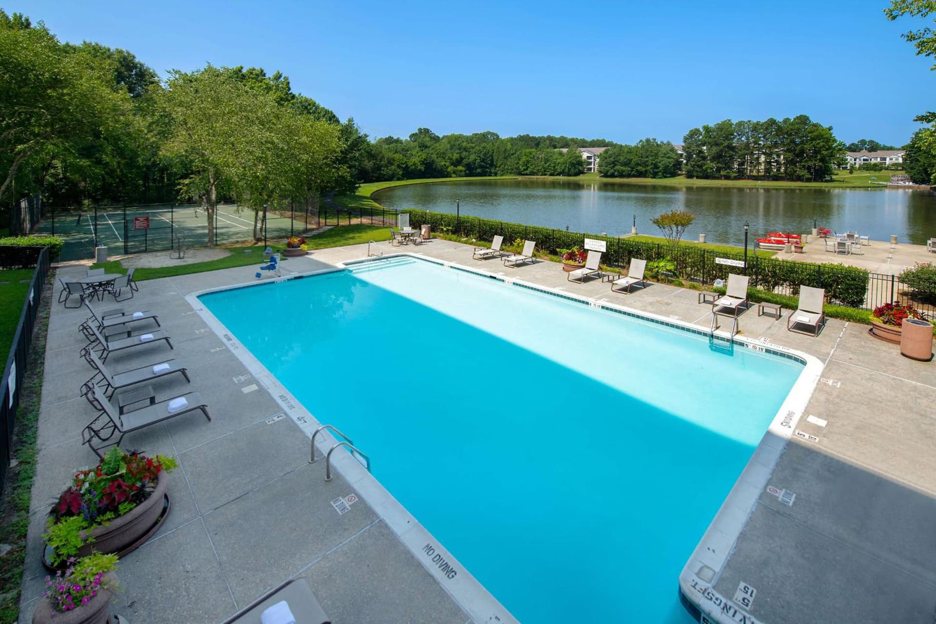 DoubleTree Suites by Hilton Raleigh-Durham gallery photo in Durham, NC — image 19