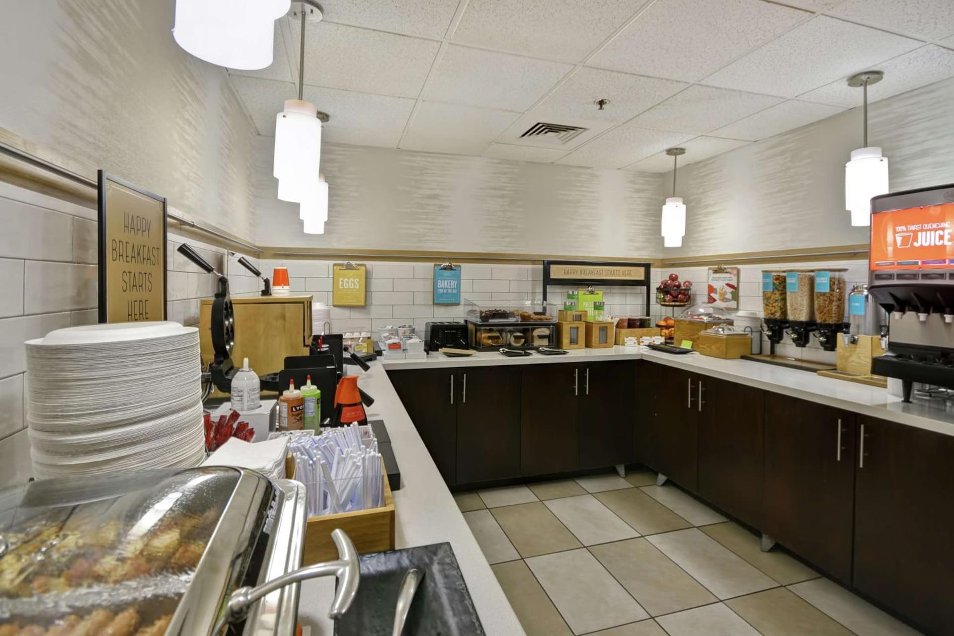 Hampton Inn Detroit Madison Heights South Troy gallery photo in Madison Heights, MI — image 10
