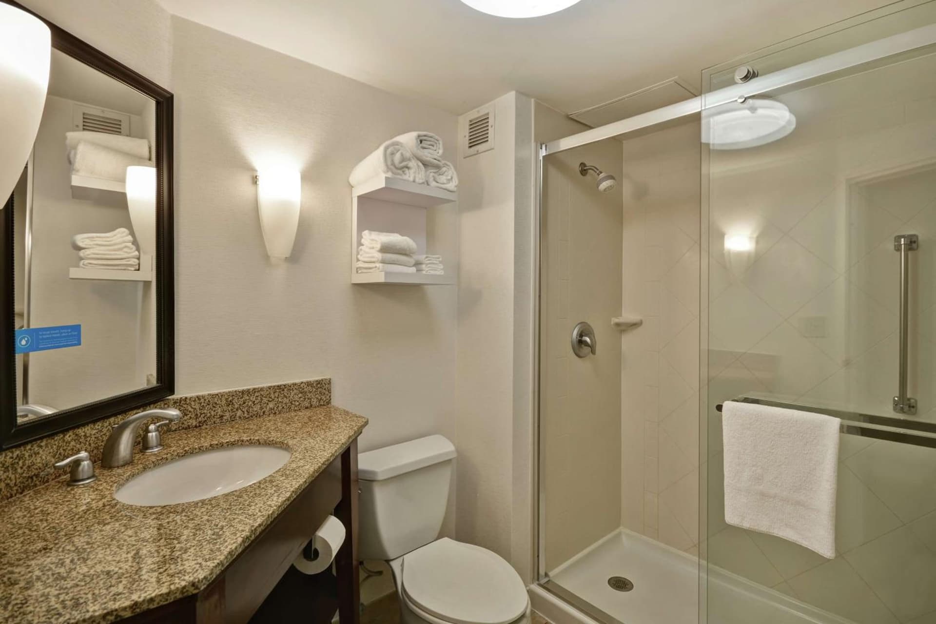 Hampton Inn Detroit Madison Heights South Troy gallery photo in Madison Heights, MI — image 33
