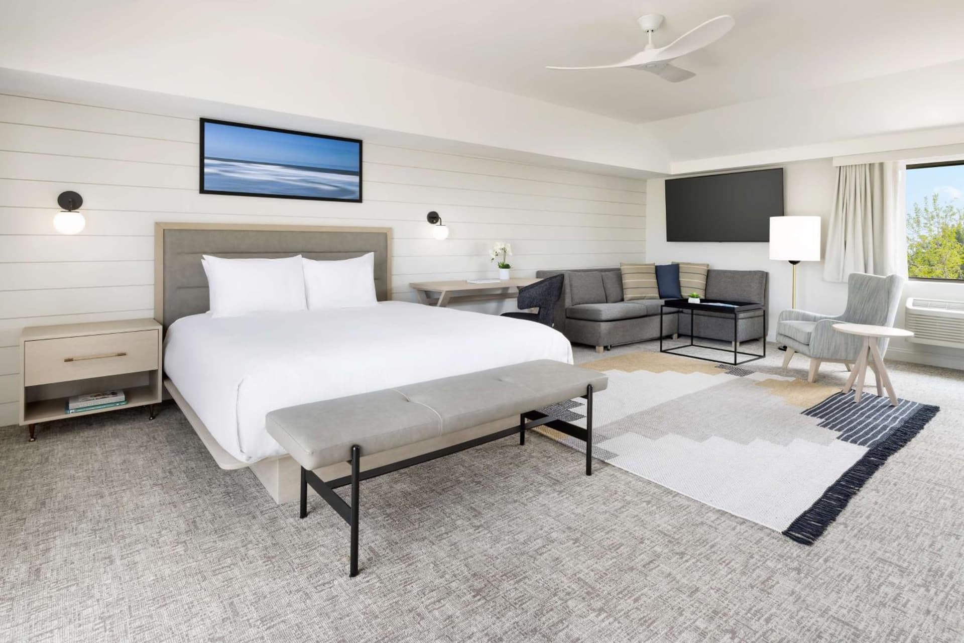 Pell Hotel JdV by Hyatt gallery photo in Middletown, RI — image 47