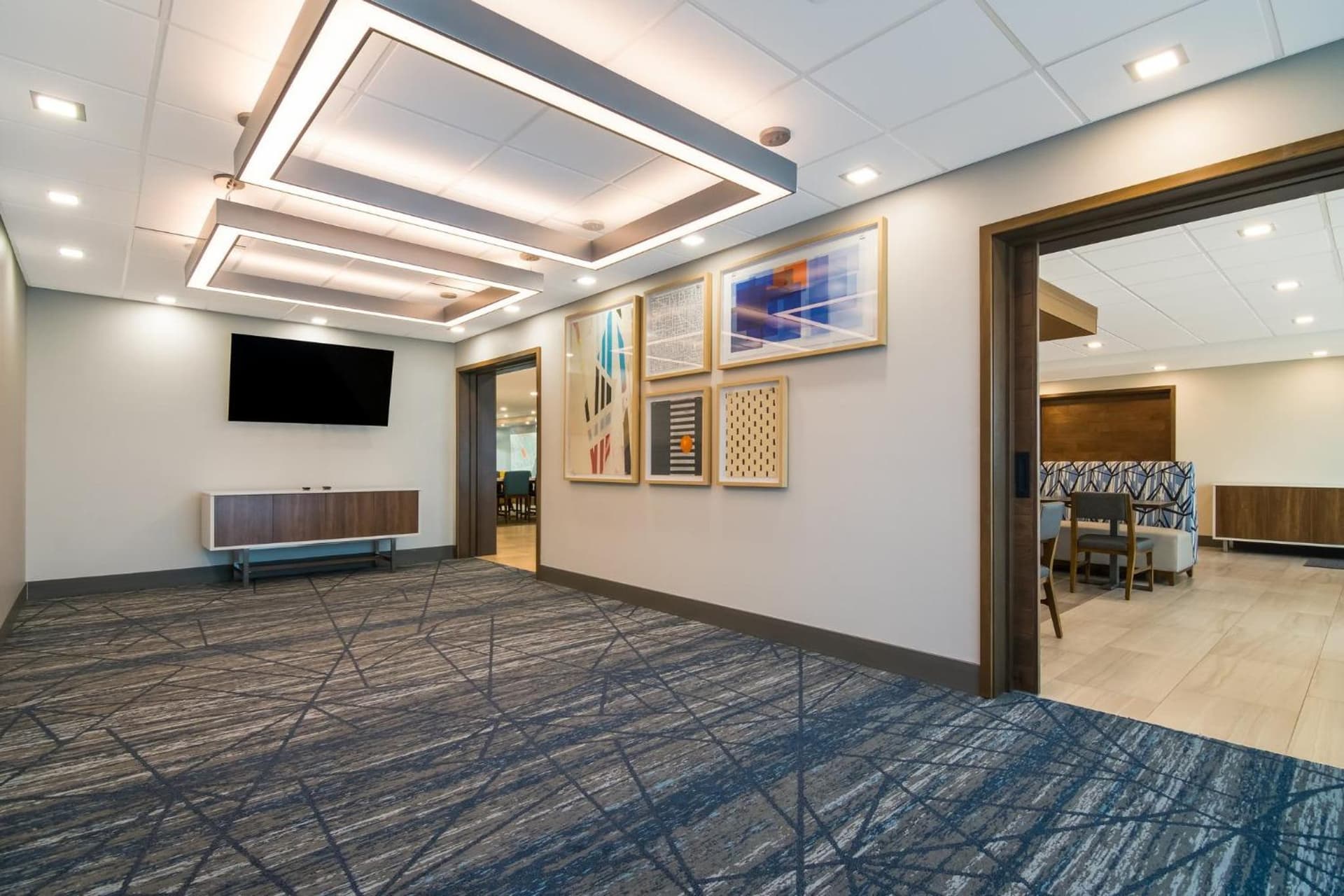 Holiday Inn Express & Suites - Springdale - Fayetteville Area gallery photo in Springdale, AR — image 29