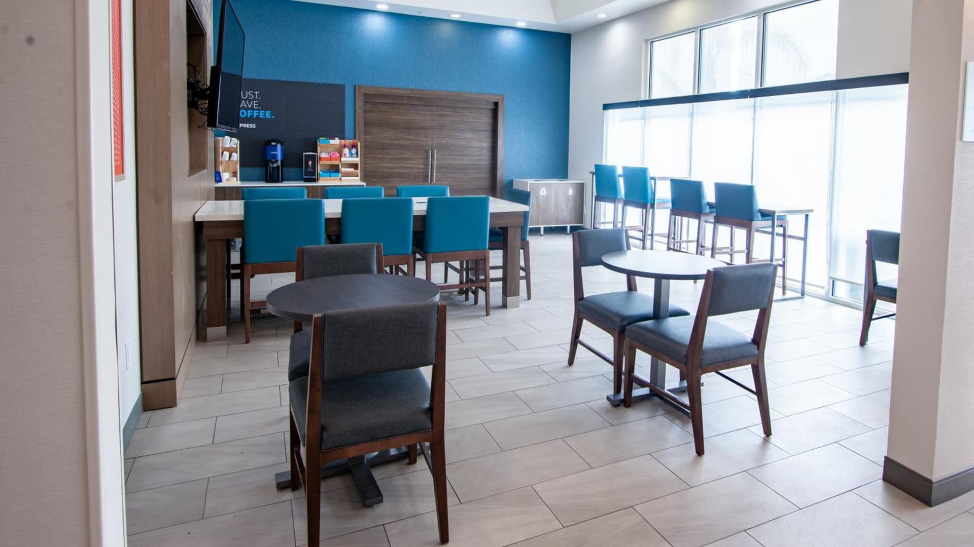 Holiday Inn Express Oakdale by IHG gallery photo in Oakdale, CA — image 42