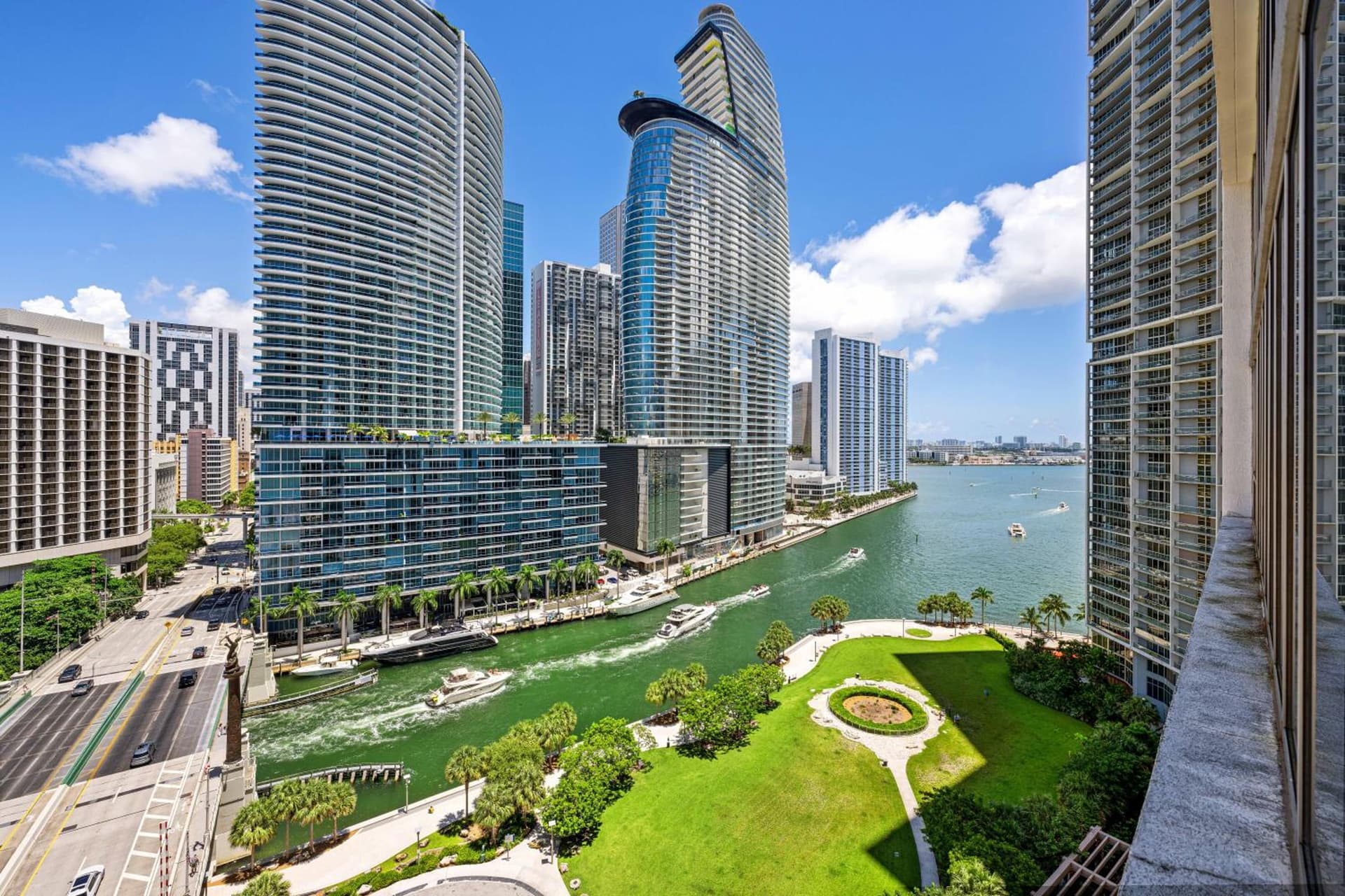 Icon Brickell Miami Condo In Downtown 2BD 2BA featured exterior or lobby in Miami, FL — similar hotel