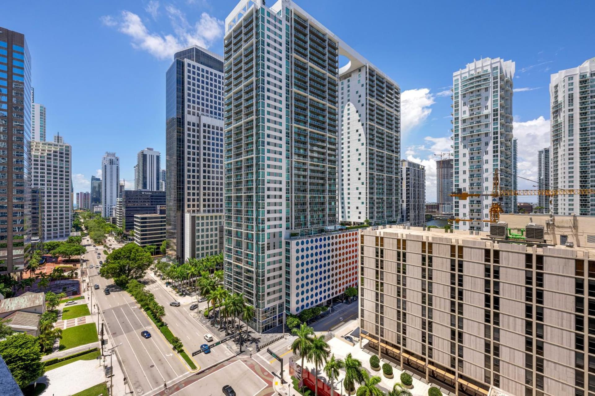Icon Brickell Miami Condo In Downtown 2BD 2BA interior in Miami, FL — gallery photo 2