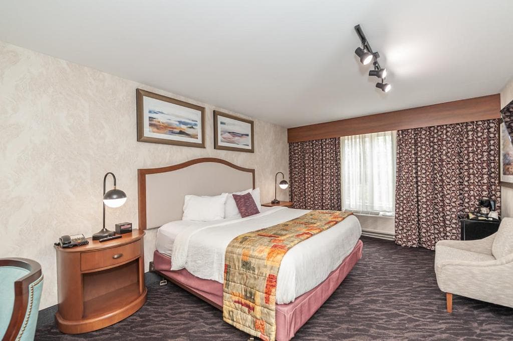 Bellissimo Hotel, Trademark by Wyndham Near Foxwoods Casino gallery photo in North Stonington — image 59