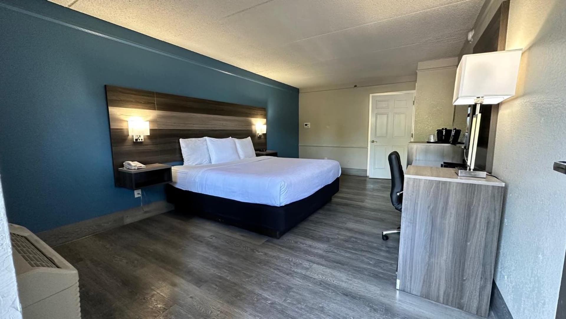 Days Inn by Wyndham San Diego Vista gallery photo in Vista, CA — image 13
