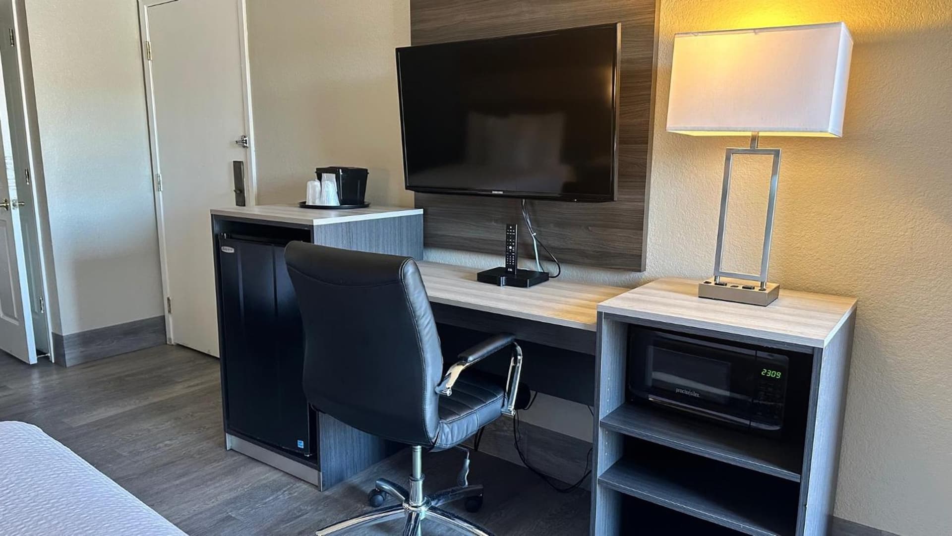 Days Inn by Wyndham San Diego Vista gallery photo in Vista, CA — image 20