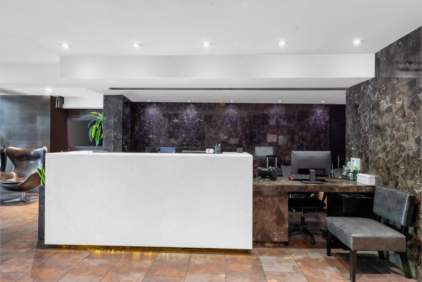 The O Hotel, Trademark Collection by Wyndham interior in Los Angeles, CA — gallery photo 2