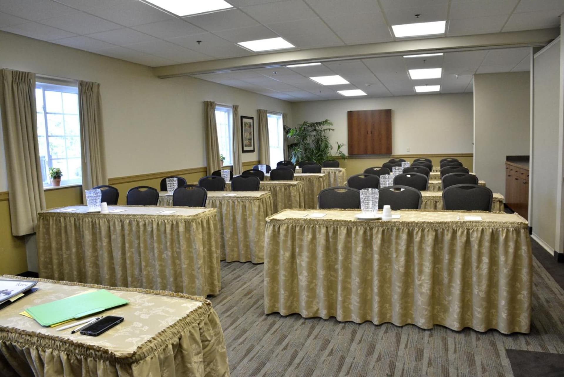 Cresthill Suites Syracuse gallery photo in East Syracuse, NY — image 9
