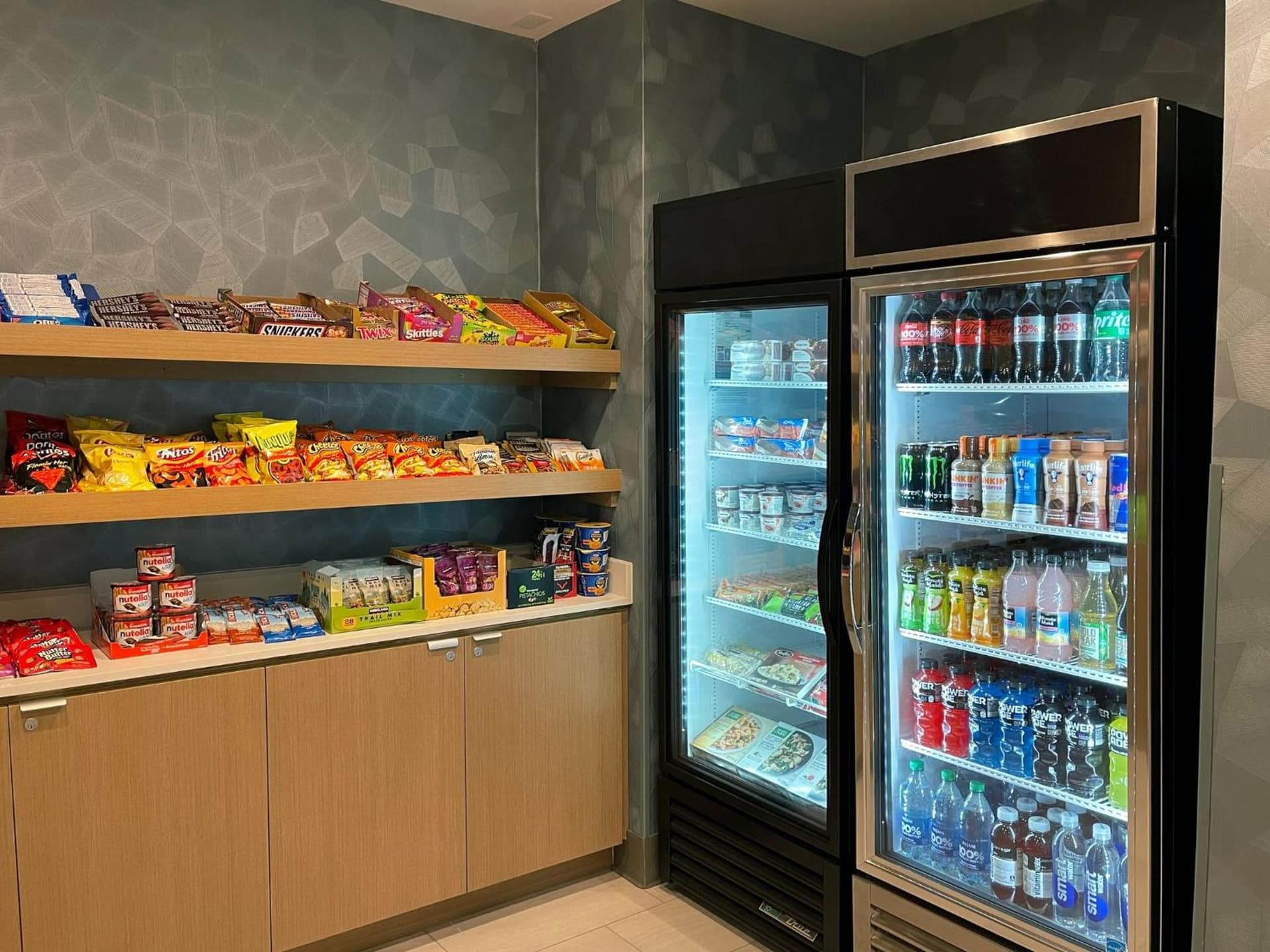 Holiday Inn Express & Suites - Hollister by IHG gallery photo in Hollister, CA — image 34