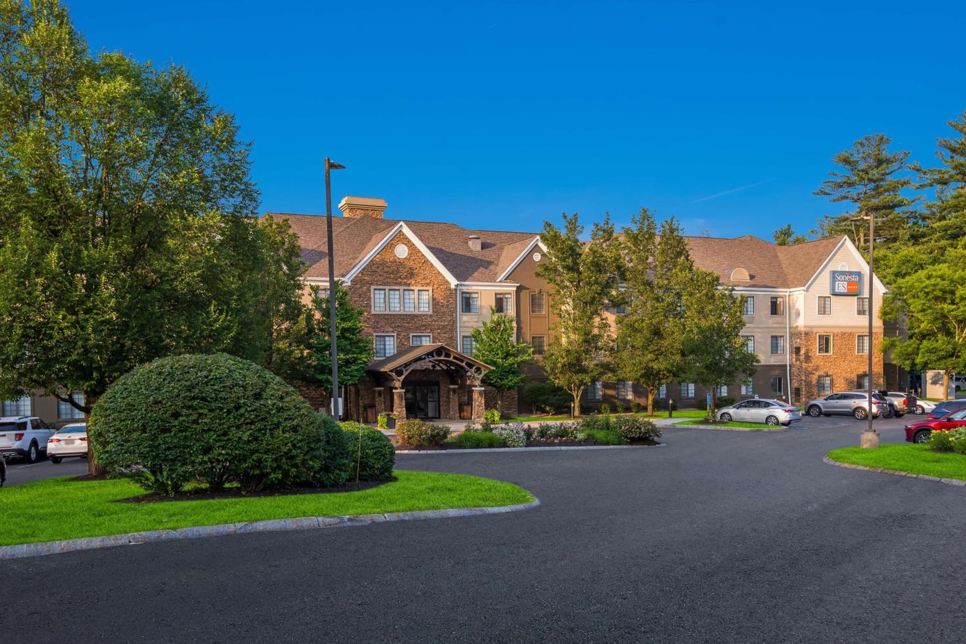 Sonesta ES Suites Andover Boston property views in Andover — gallery photo 3