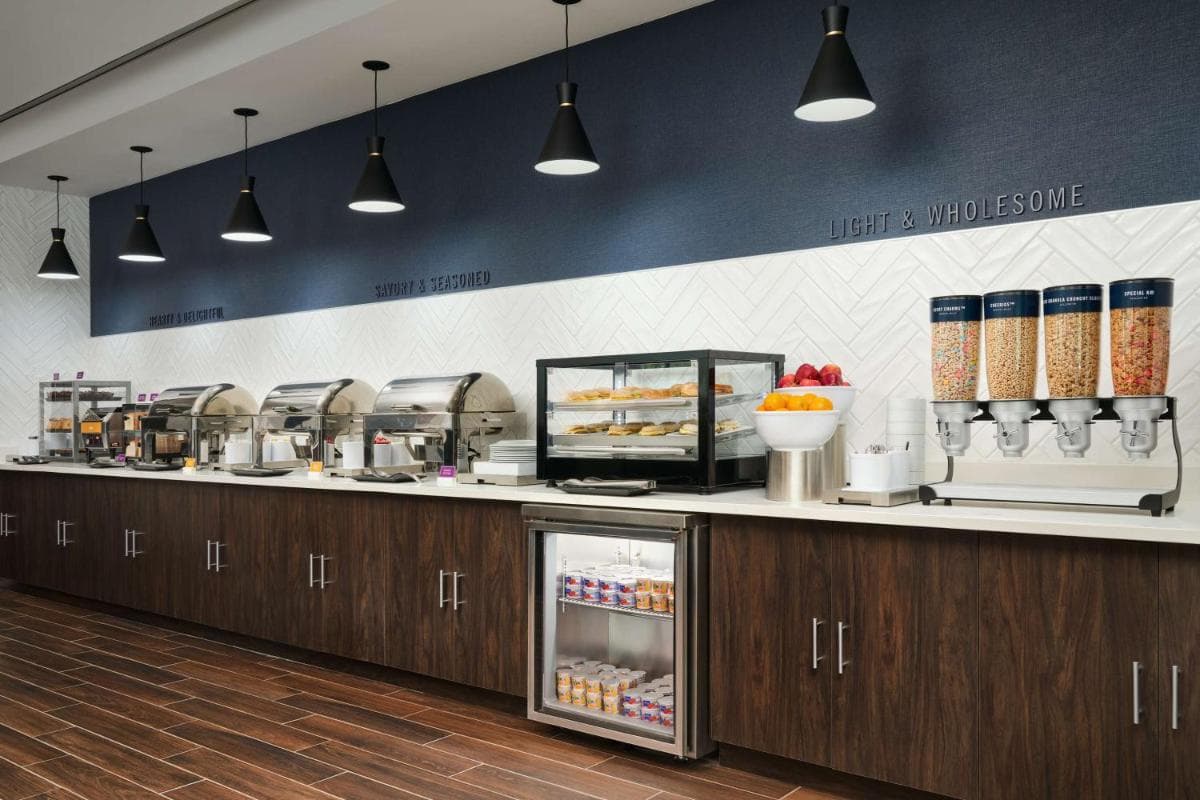 Hampton Inn Towson Downtown gallery photo in Towson, MD — image 35