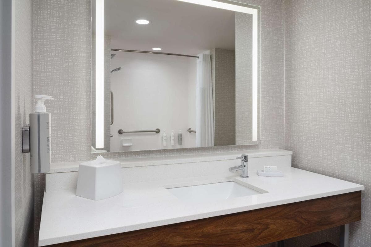 Hampton Inn Towson Downtown gallery photo in Towson, MD — image 45
