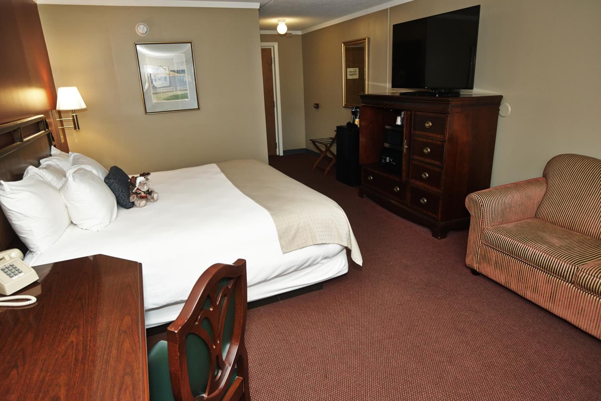 Fireside Inn & Suites Gilford gallery photo in Gilford — image 171