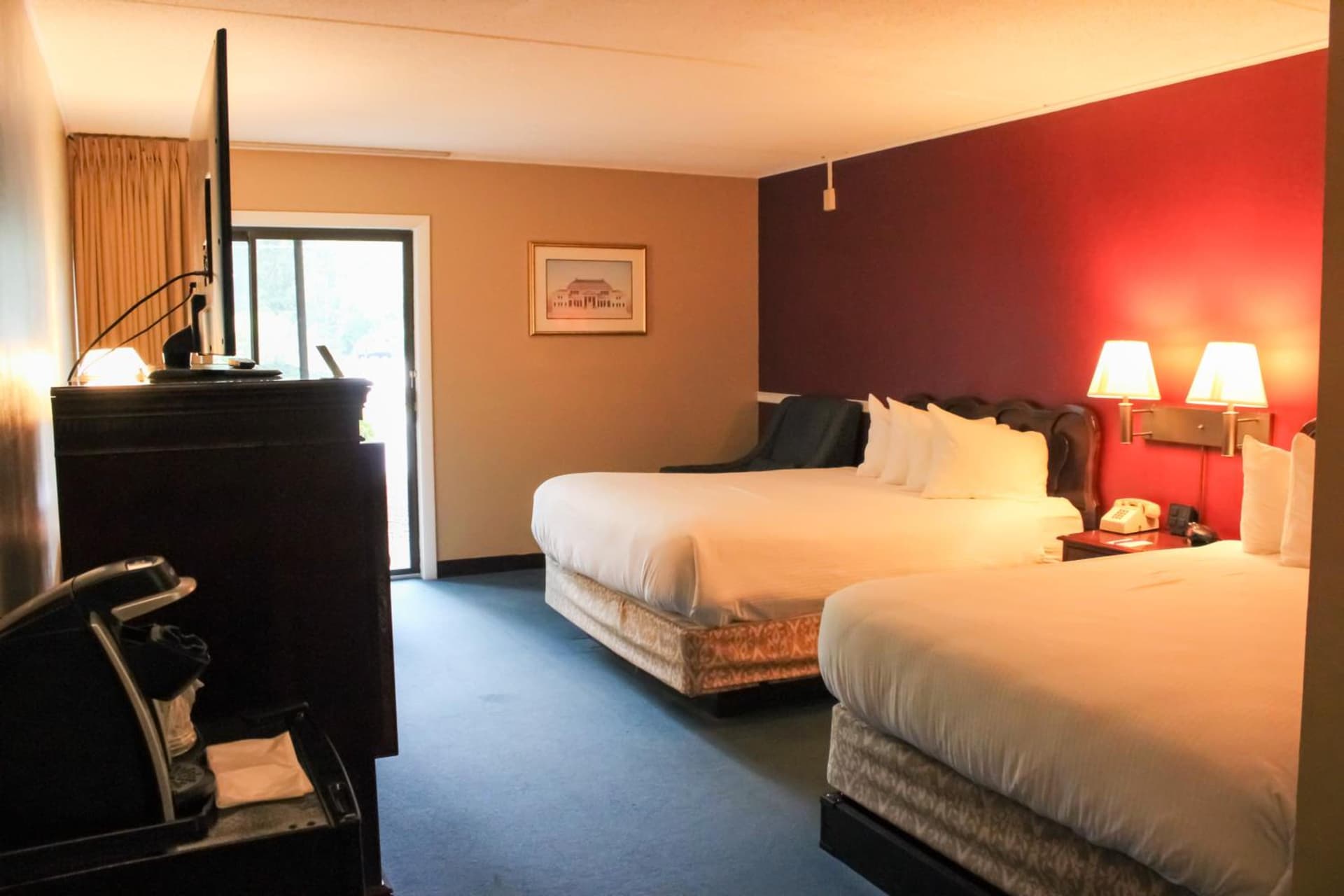 Fireside Inn & Suites Gilford gallery photo in Gilford — image 68