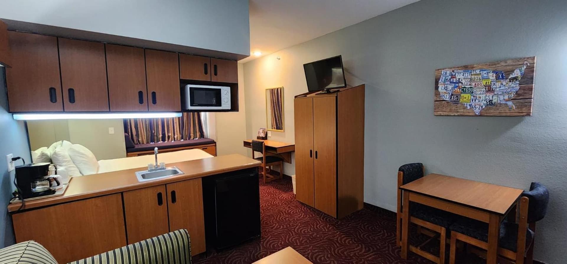 Econo Lodge Inn & Suites Mesquite - Dallas East gallery photo in Mesquite, TX — image 45