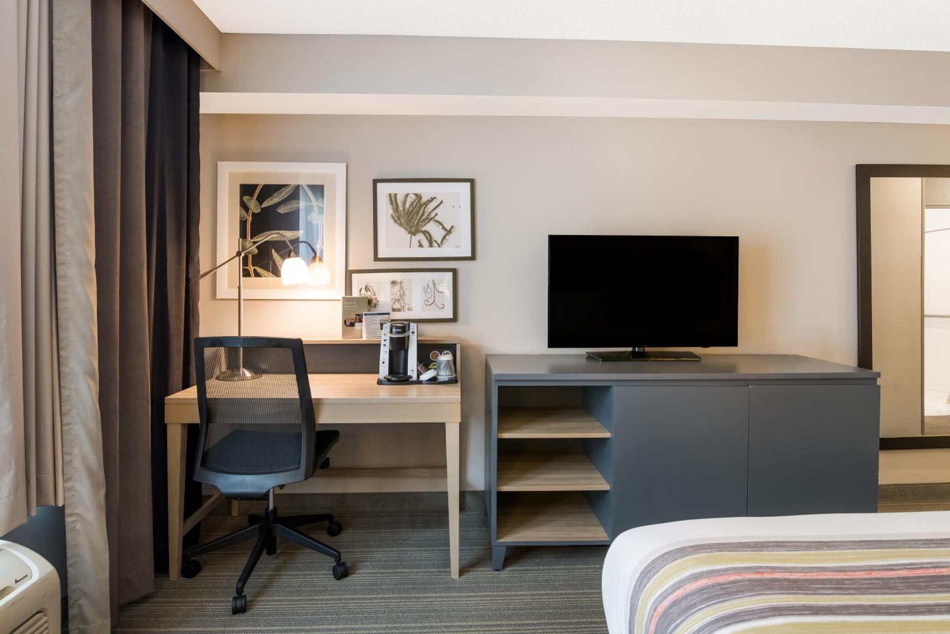 Country Inn & Suites by Radisson, Wichita East, KS gallery photo in Wichita, KS — image 10